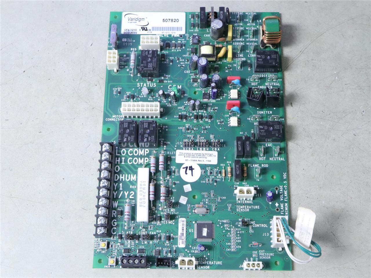 York Luxaire VARIDIGM 507820 Control Circuit Board SCD-1099 VF4-1210