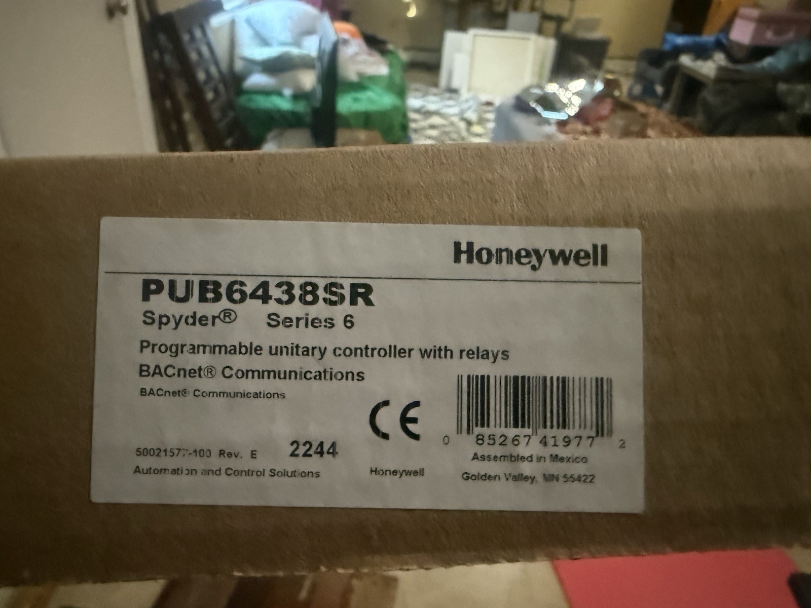 Honeywell PUB6438SR Programmable Unitary Controller with Relays, New