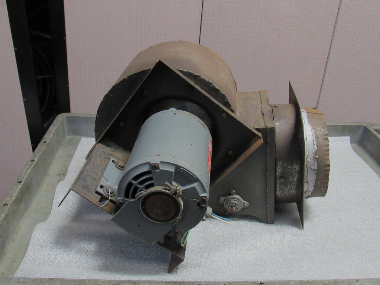 No Name Blower Fan Model Unknown 1/3 Hp 115V 1Ph 1725Rpm 8″ Inlet / Outlet