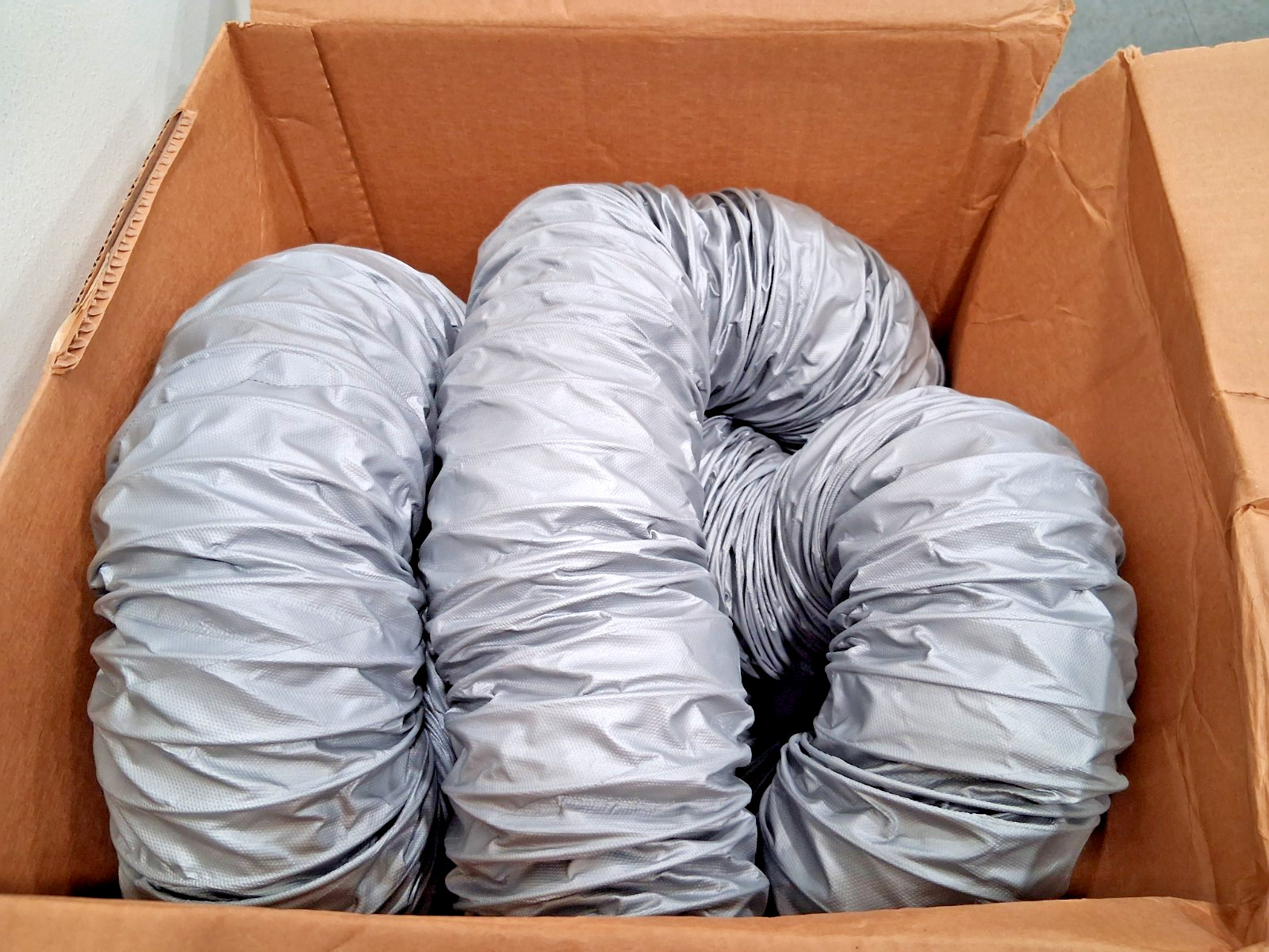 Hi-Tech Duravent Fiberglass & PVC Vacuum Duct Hoses 4″ ID 25Ft 025004000002