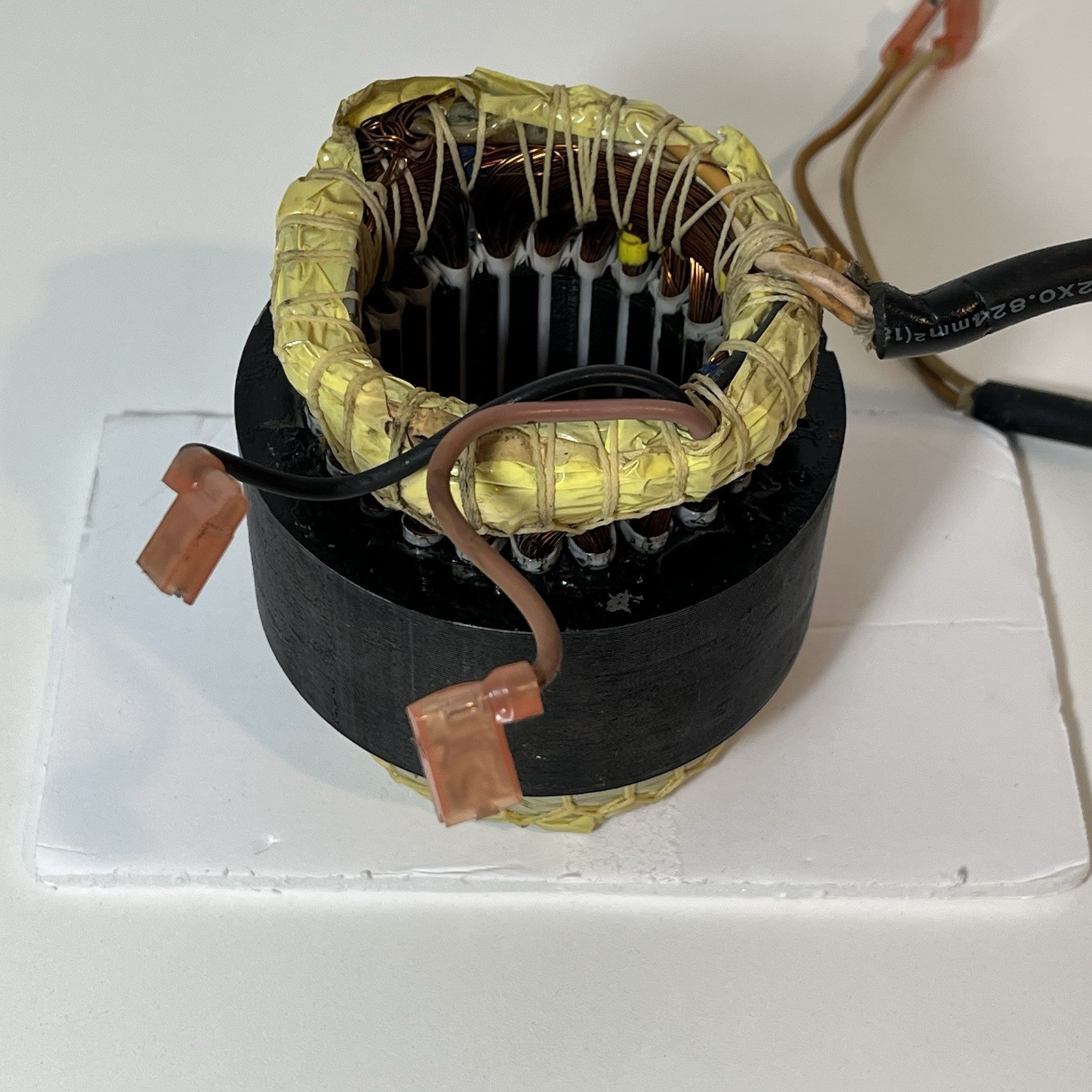 Beckett Y5L271C81 Motor 1/7HP 115V – Tested Stator / For Parts Or Repair