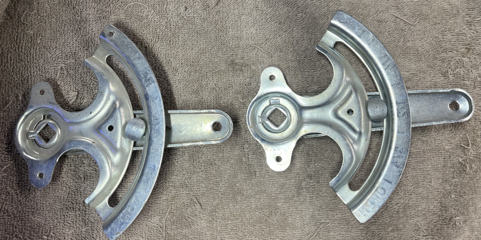 Duro-Dyne 3/8″ Quadrant Damper Regulator Handle -Square Rod – UNXLD – Lot Of 2