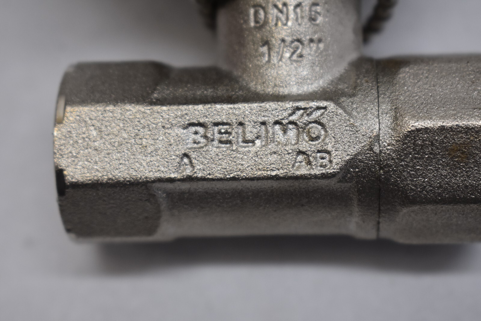 Belimo B207 Actuator Valve CV- 0.3 1/2″ x 1/2″ NPT DN15 600 PSI 4140KPa