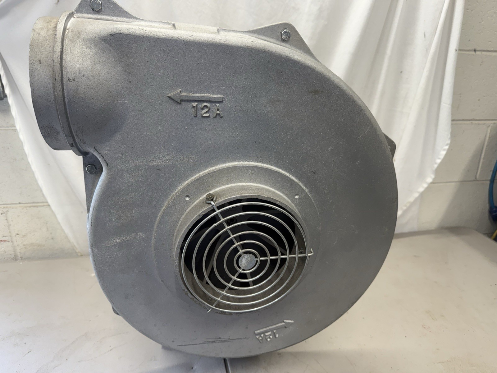 CINCINNATI FAN 3 HP CENTRIFUGAL BLOWER 3PH 208-230/460 VAC 3450 RPM PB-12A