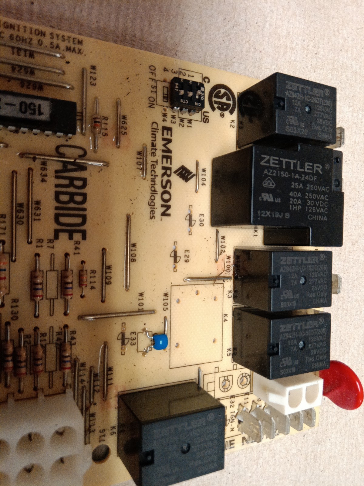 Goodman PCBBF117 50A55-288-05 Furnace Control Board USED / INSPECTED