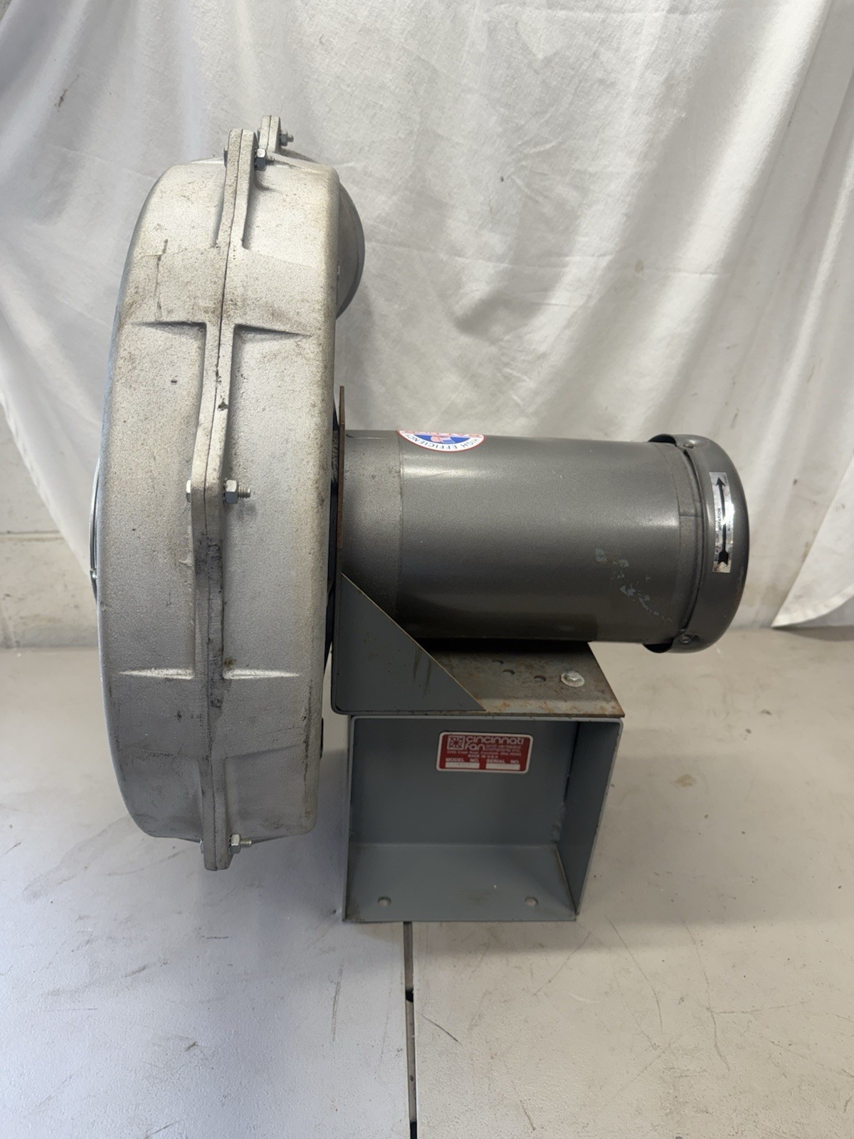CINCINNATI FAN 3 HP CENTRIFUGAL BLOWER 3PH 208-230/460 VAC 3450 RPM PB-12A