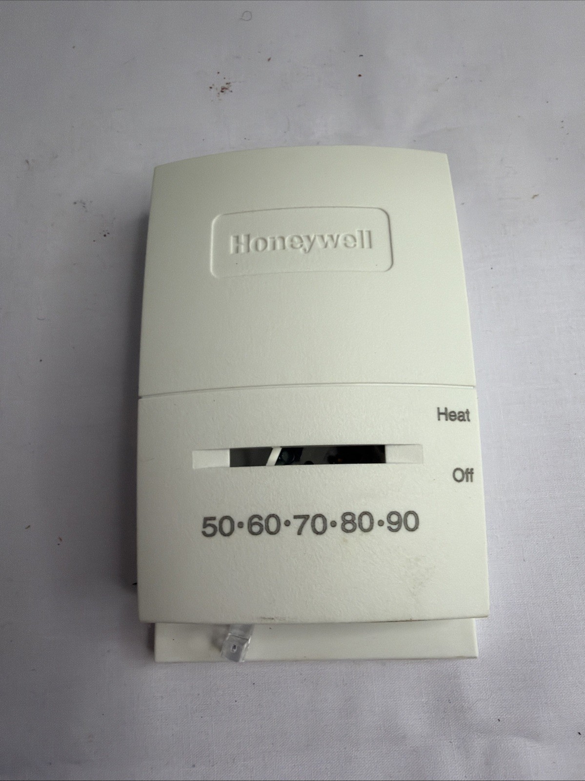 Honeywell T822K Thermostat Conventional Heat Only Non-Programmable