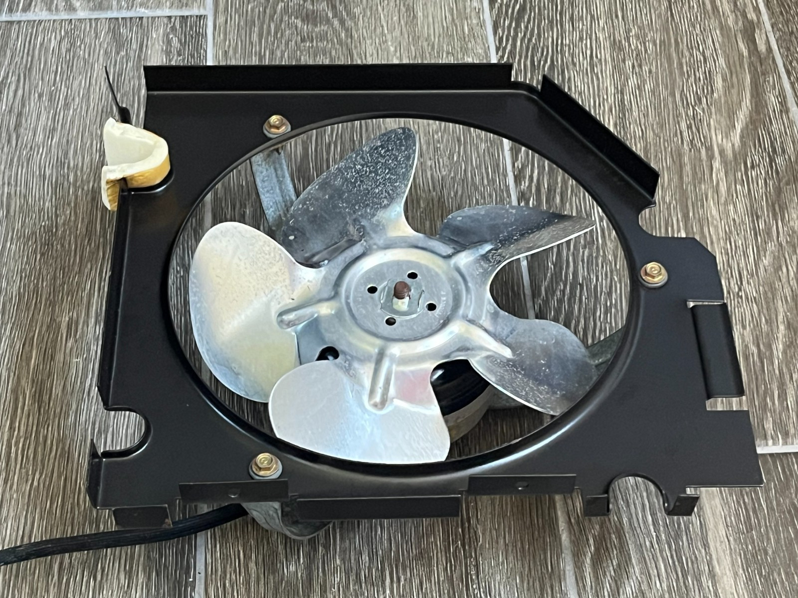 Amana Refrigerator Condenser Fan Motor 833697 D758401 Blade B5742603 TESTED #8