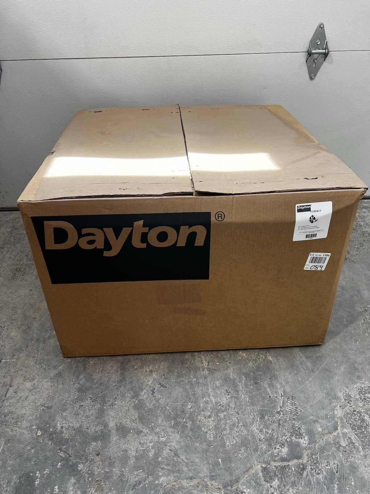Dayton 166206A Tubeaxial Fan Clean Air 24” Blade 50 Sones Belt Drive