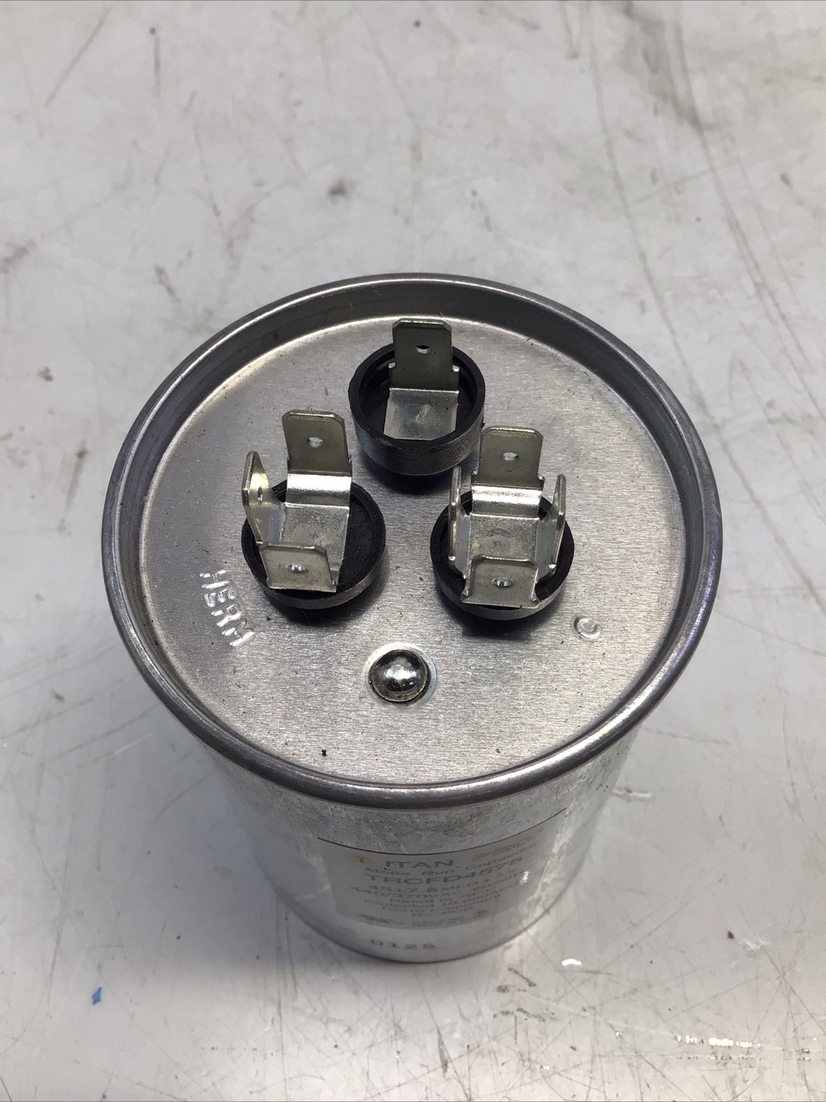 Titan Pro TRCFD4575 HVAC Round Dual Motor Run Capacitor 45/7.5 MFD/UF440/370