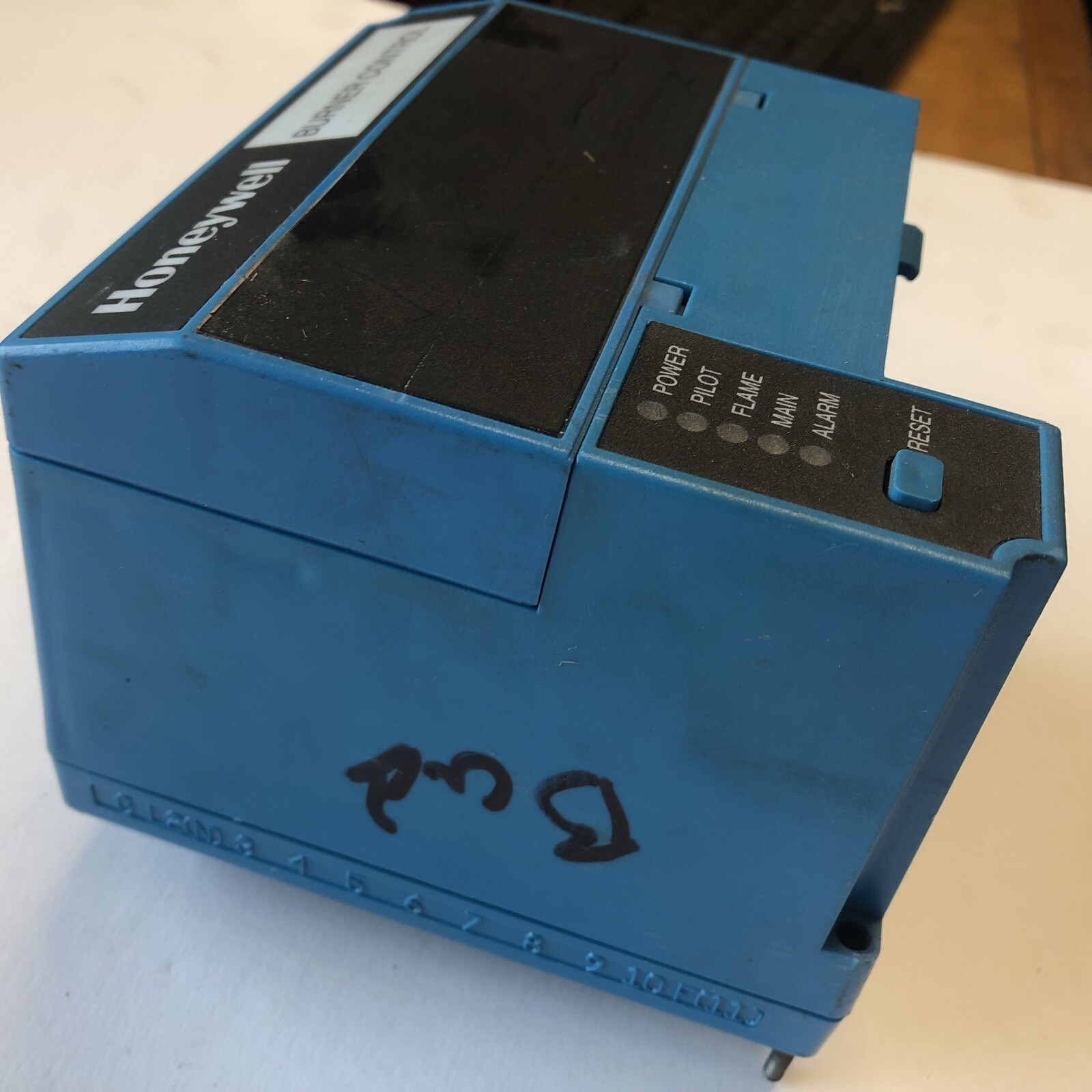 Honeywell Burner Control RM7895 A 1014, For Parts/ Repair