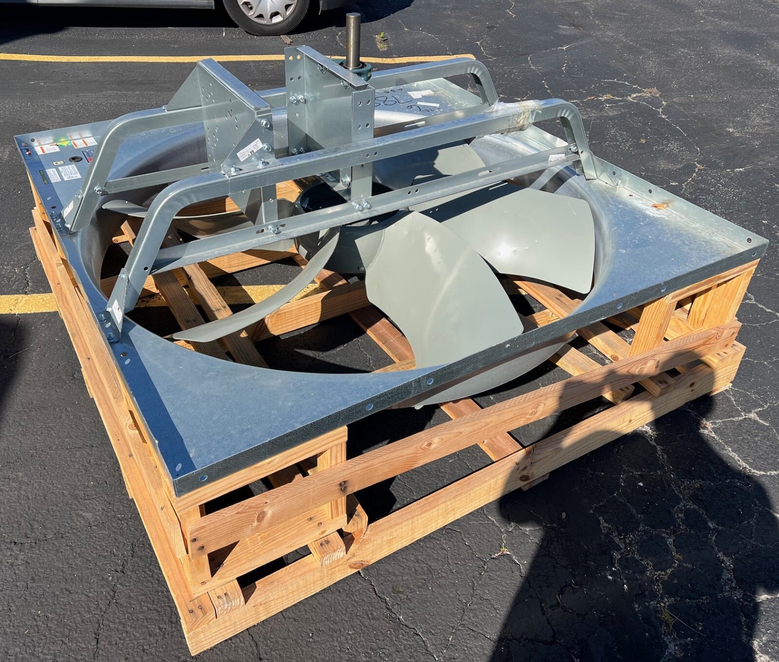 DAYTON 1AHA7 EXHAUST FAN, 60″ BLADE DIA., LESS DRIVE PACKAGE, BELT DRIVE, NEW!!