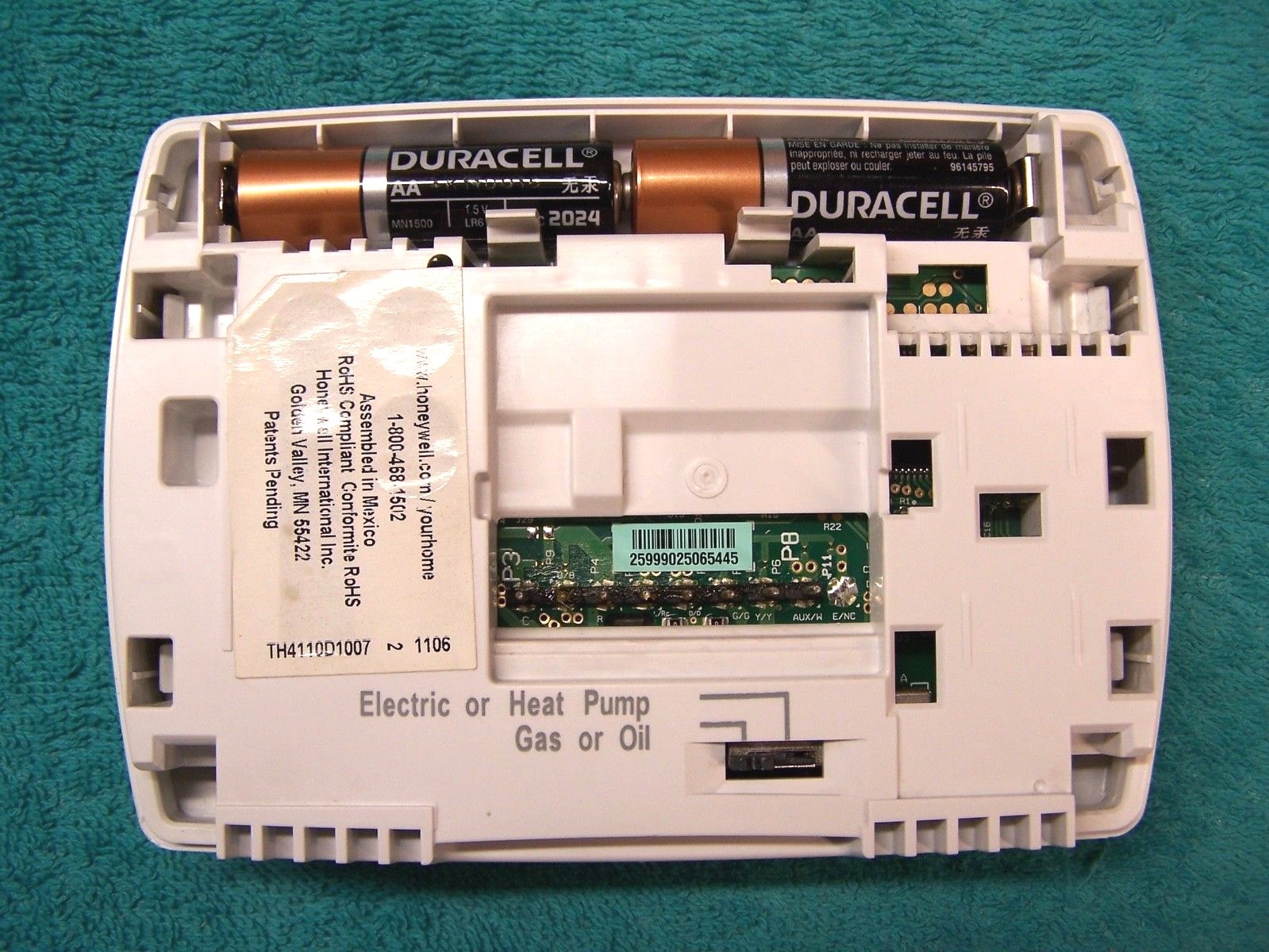 Honeywell TH4110D1007 5-2 Day Programable Thermostat TH4110D Heat Pump