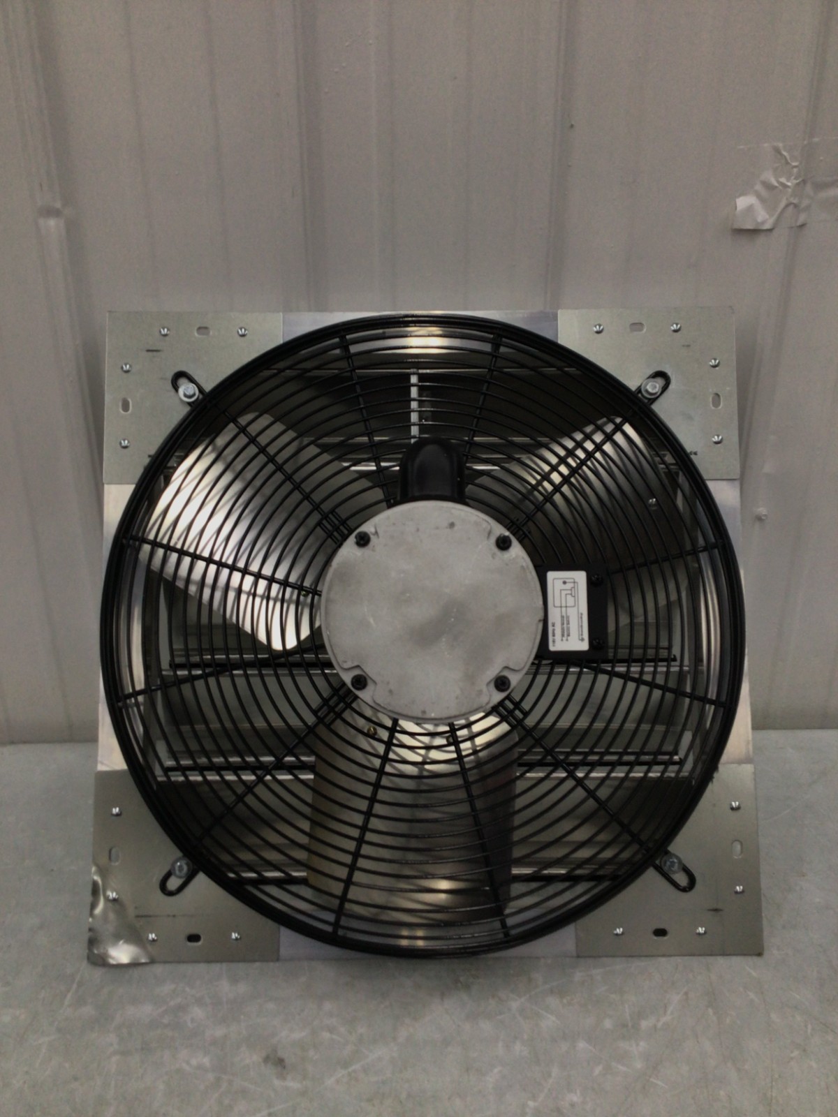 DAYTON – 484X44 Shutter Mount Exhaust Fan 20 in Blade 1/3 hp 1 ph