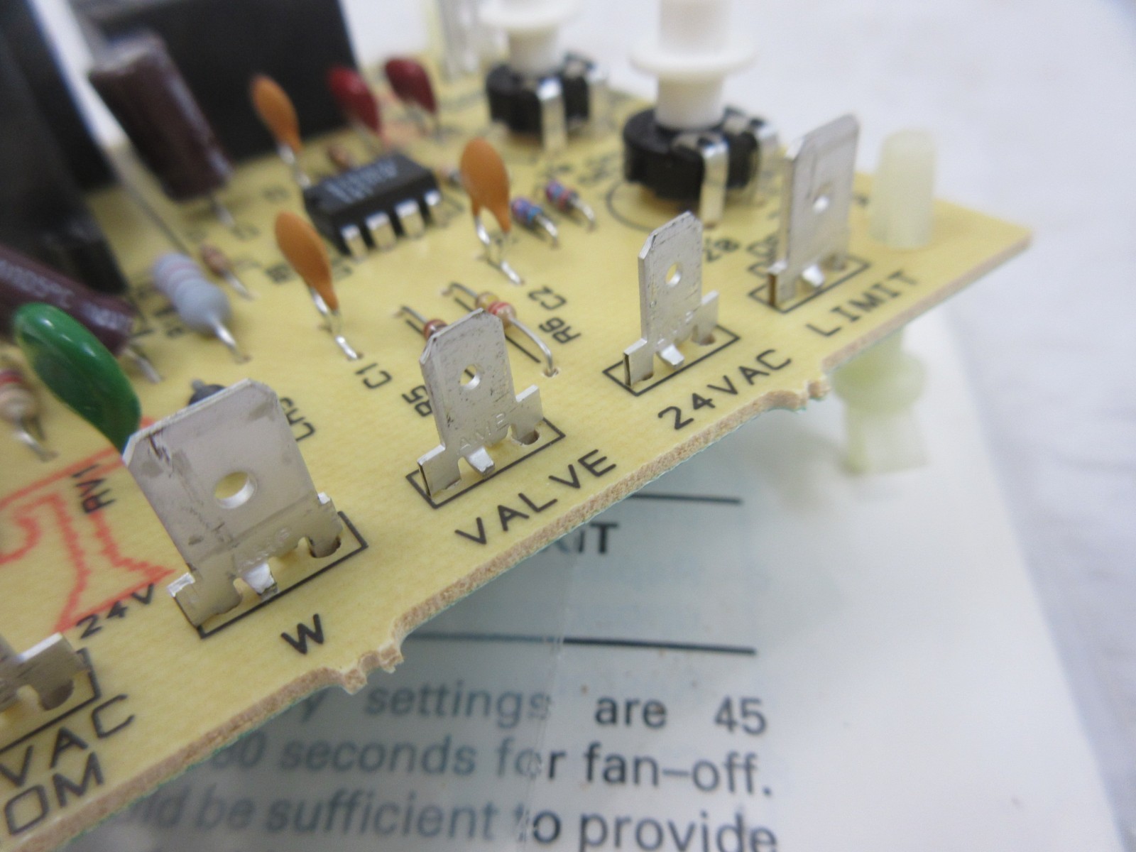 LENNOX PULSE FURNACE 51K46 HEATCRAFT FTC9-H02 FAN TIMER CONTROL BOARD