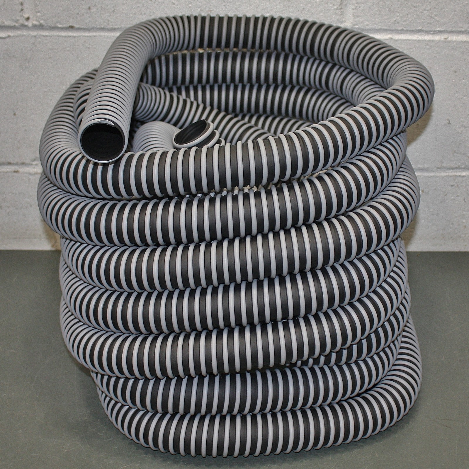 Hi-Tech Duravent Ducting Hose 2101-0150-1550, 1-1/2″ x 50ft, Black & Grey TPE