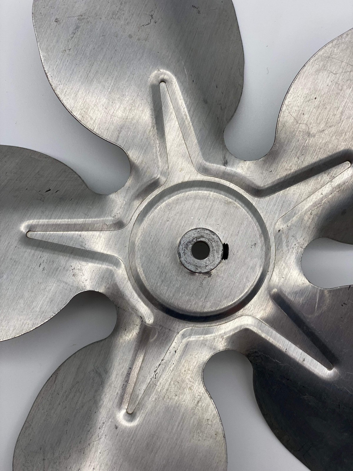 Air-Drive AD9CW25 1/4 9″ Replacement Propeller, Alum., 500 CFM (No Box)