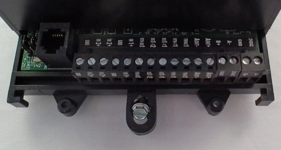 Belimo LMZS-H US + Reliable Controls Mach-Air VAV Controller