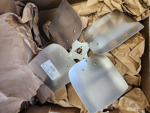 Lau 60558401 18″ Fan Blade CCW Rotation 30 Degree Pitch 4 Blades 03/27sh