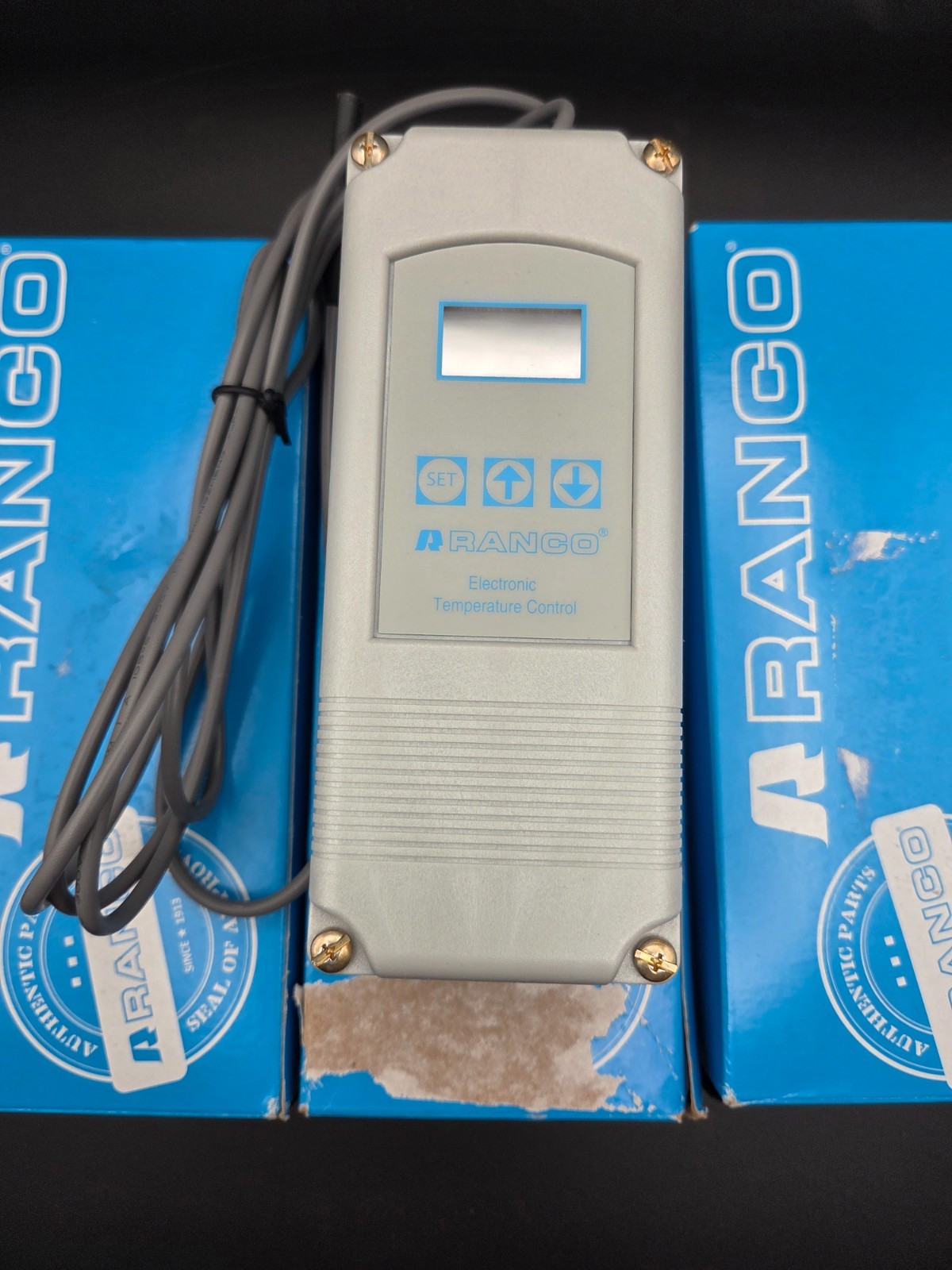 (x4) Ranco ETC-111000-000 Electronic Temperature Control 120/208/240V AC /J26-02