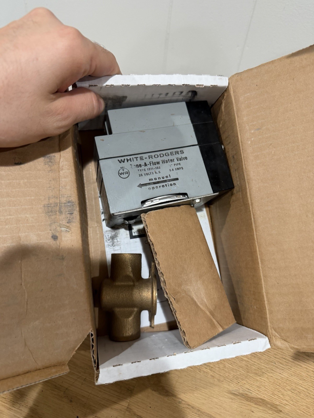 White-Rodgers 1311-102 Hydronic Zone Valve Brass Metal Model 1311-102 3 Wire