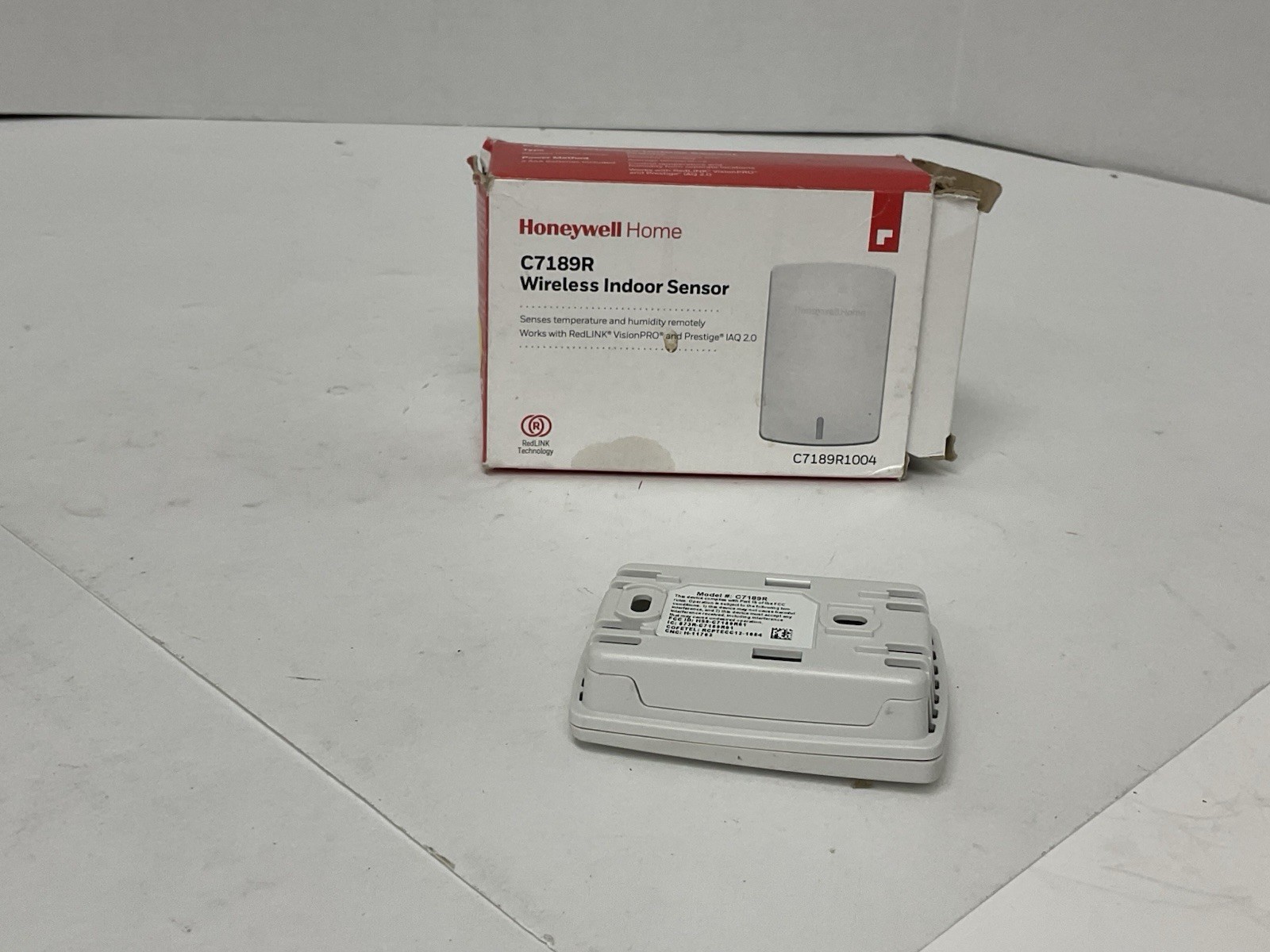 HONEYWELL HOME C7189R1004 Humid/Temp Sensor,Battery,120/0F,Indoor 12Z045