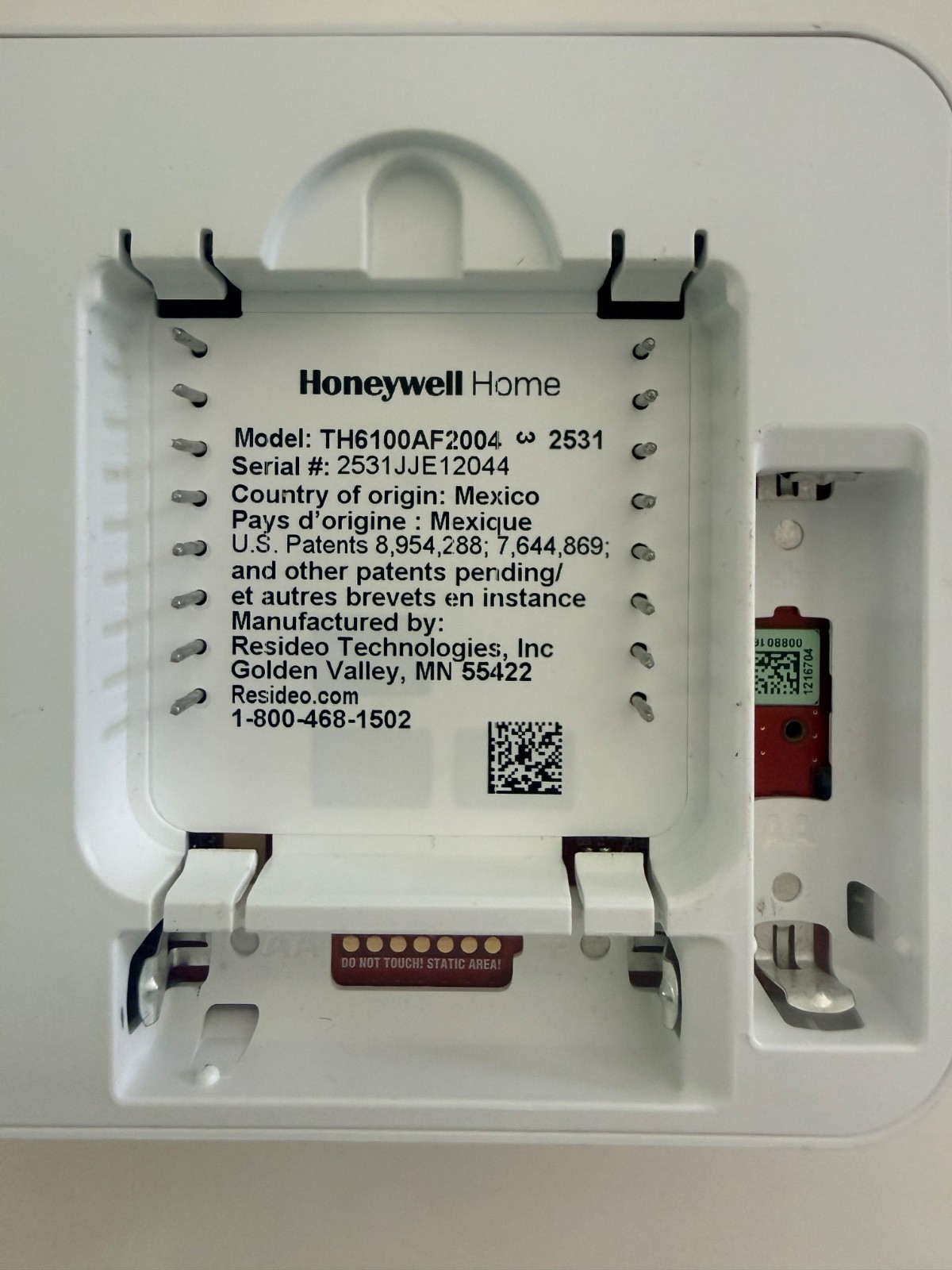 Honeywell PRO TH6100AF2004 T6 Hydronic Programmable Thermostat 5735
