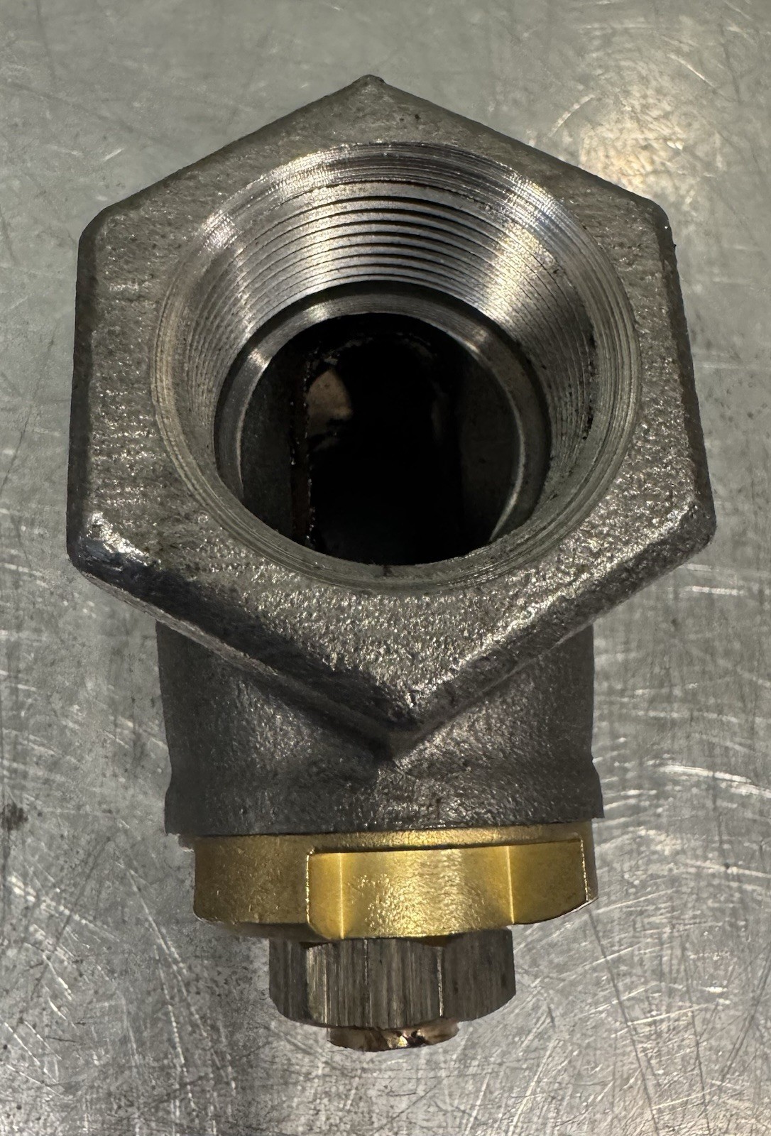 Mueller Gas Valve 1-1/4” Flat Head Iron Body NEW! FREE SHIPPING!