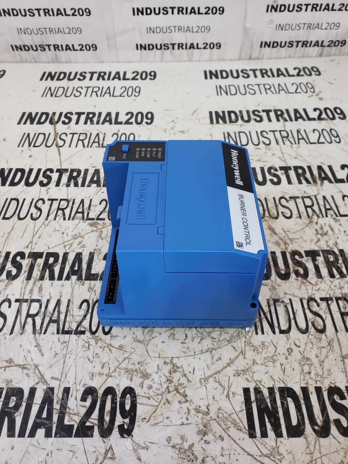 HONEYWELL AUTOMATIC PROGRAMMING CONTROL RM7890 A1015 NEW IN BOX