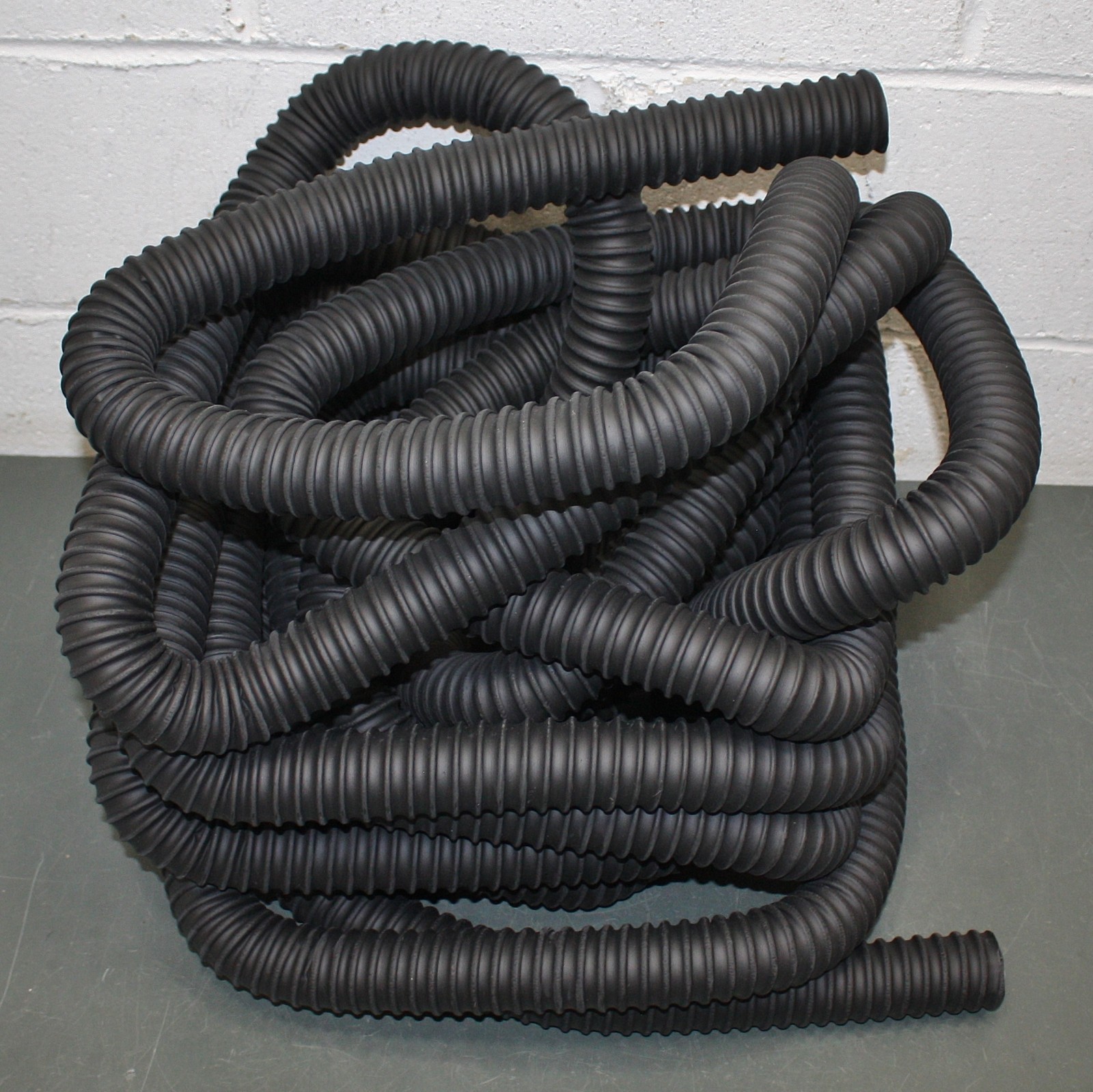 Hi-Tech Duravent Ducting Hose 2105-0150-1250, 1-1/2″ x 50ft, Black Polypropylene