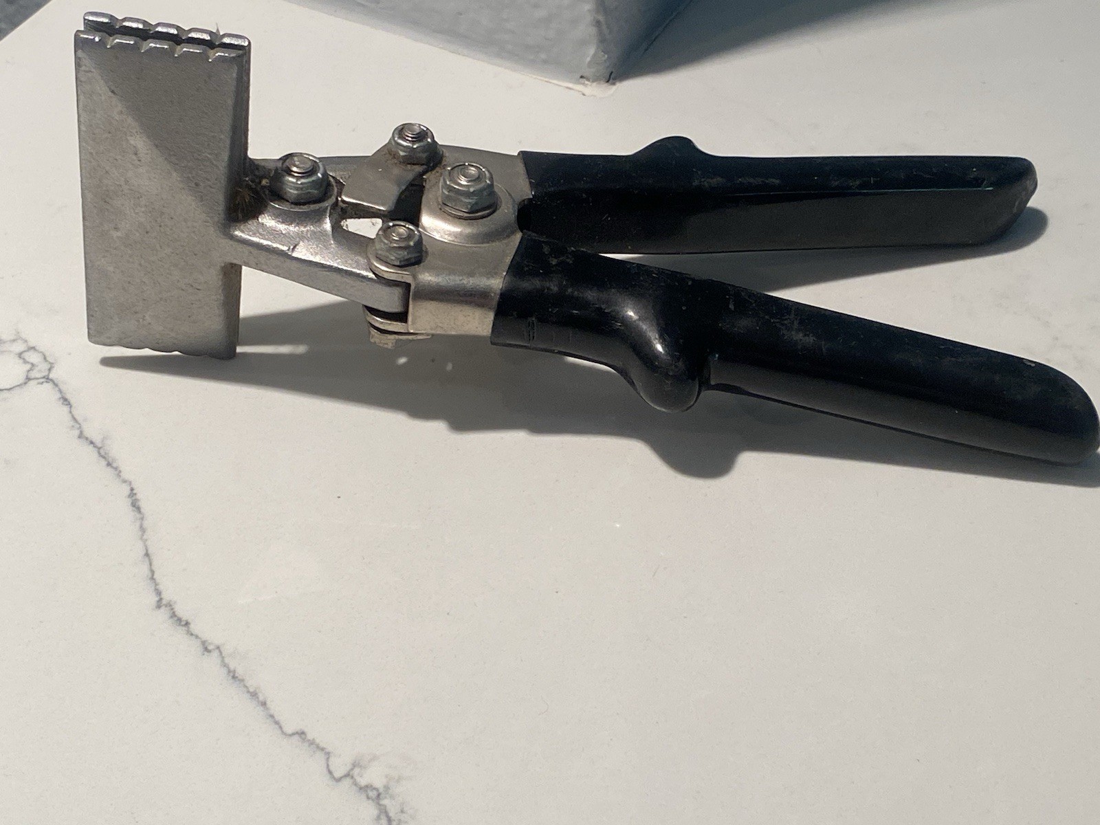 Malco S-2 Hand Duct Seamer
