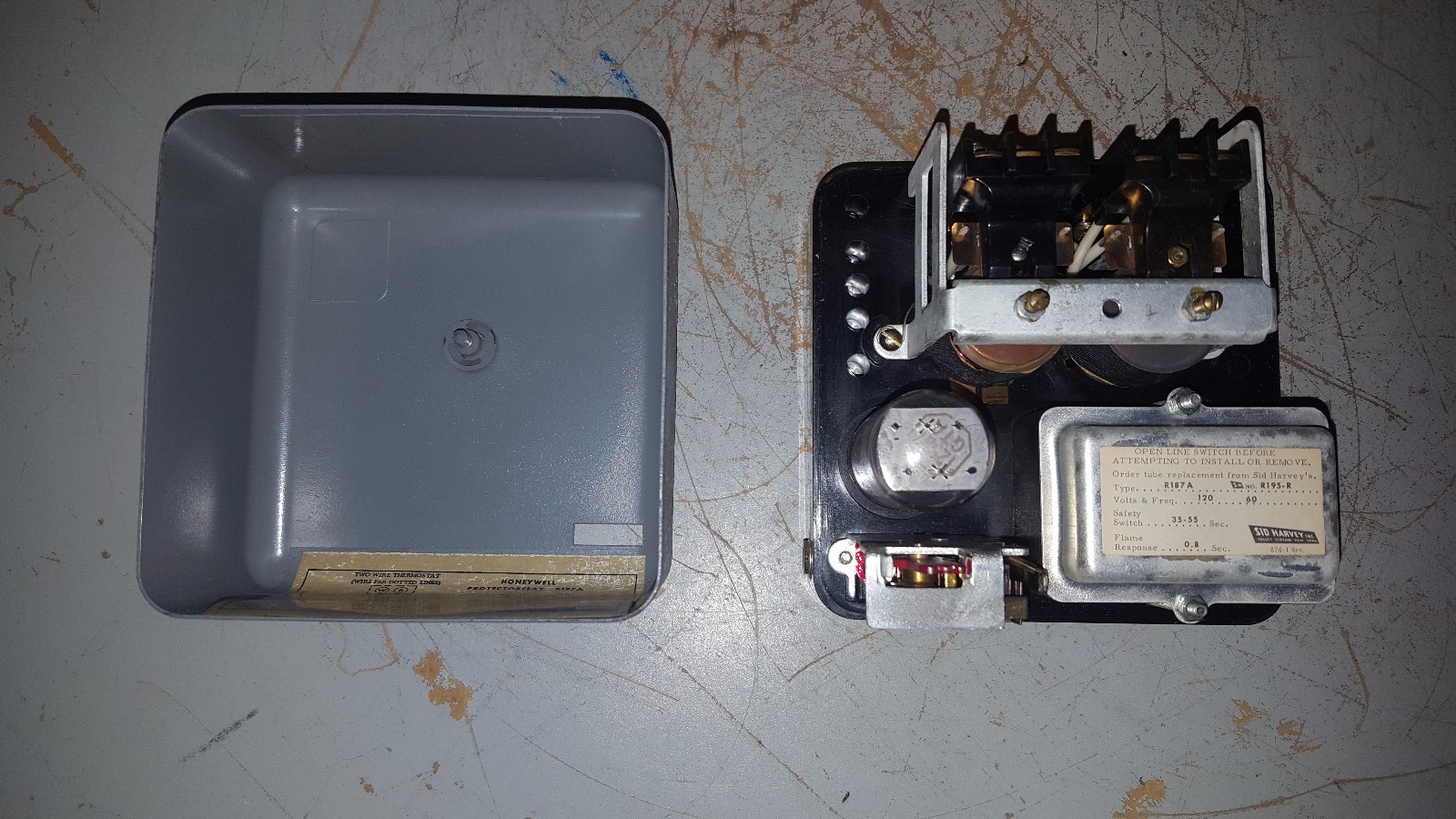 Honeywell, Sid Harvey ProtectoRelay, 120V, 60Hz, R187A, R195-R