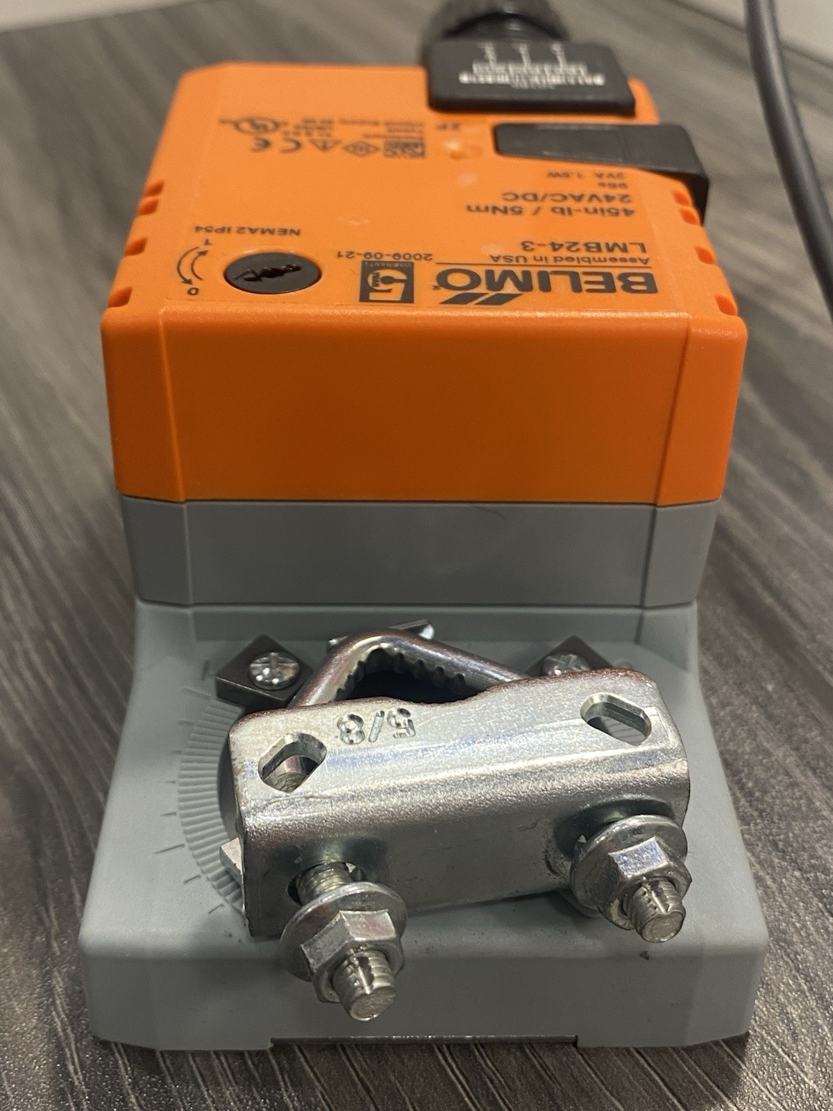Belimo LMB24-3 Pneumatic Actuator 2-Position 45in-lb 5Nm 24 VAC/DC NEMA2 IP54