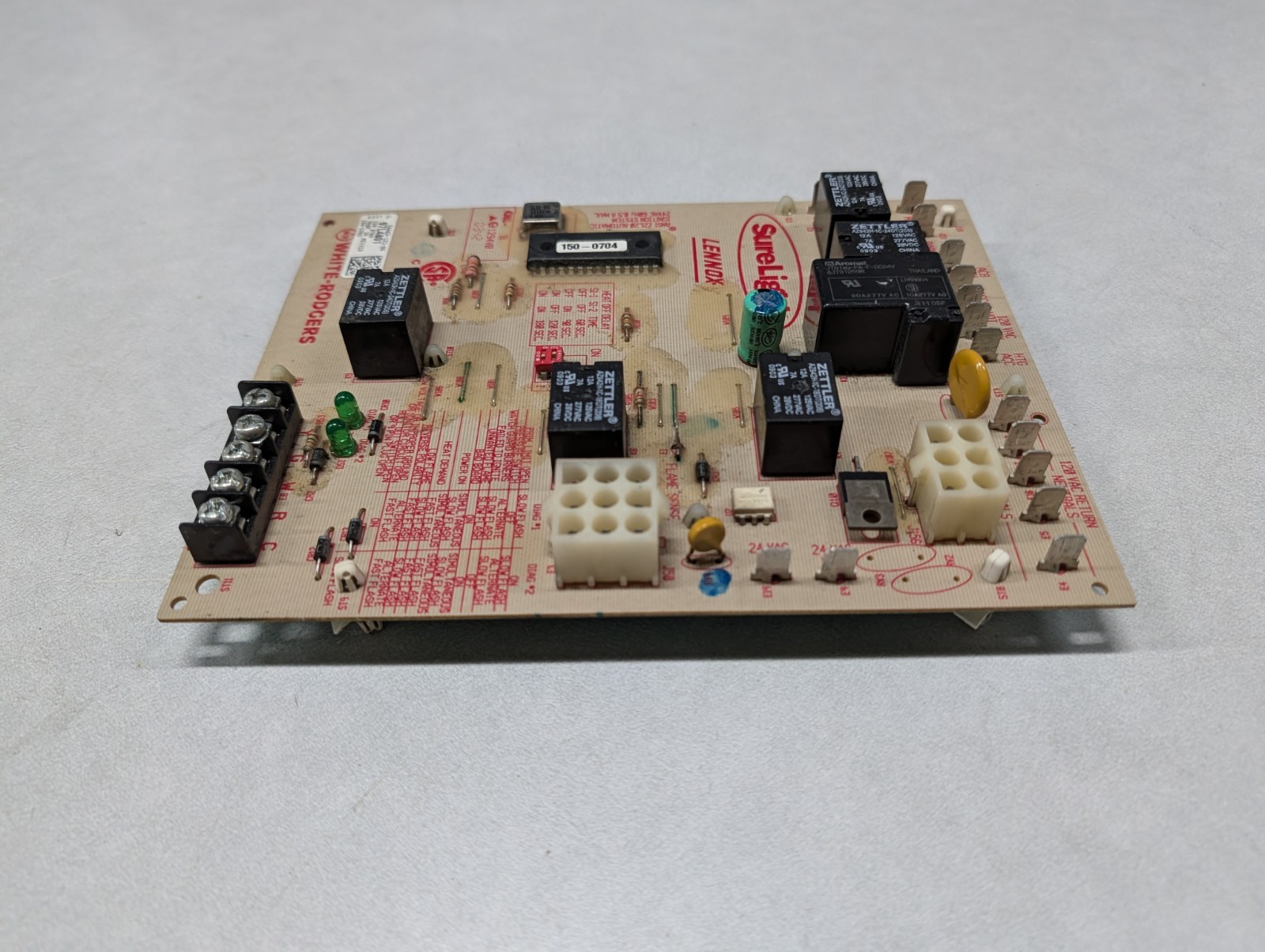 Lennox SureLight 97L4801 / 50A62-121 Furnace Control Circuit Board