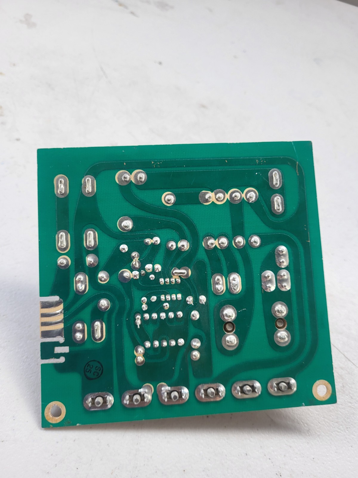 USED Carrier Bryant Payne 302075-302 Furnace Control Circuit Board FREE SHIPPIN