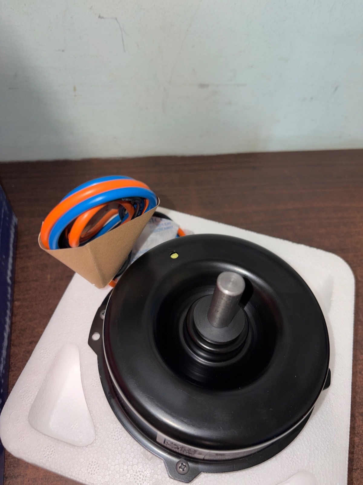 NEW PARTNERS CHOICE 621919 CONDENSER FAN MOTOR. S4