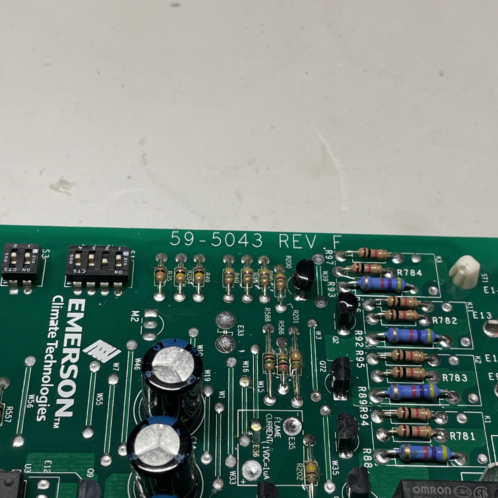 EMERSON GP/N-PCBBF137 50M58-289-02 5001 8927 REV A Goodman Circuit Board