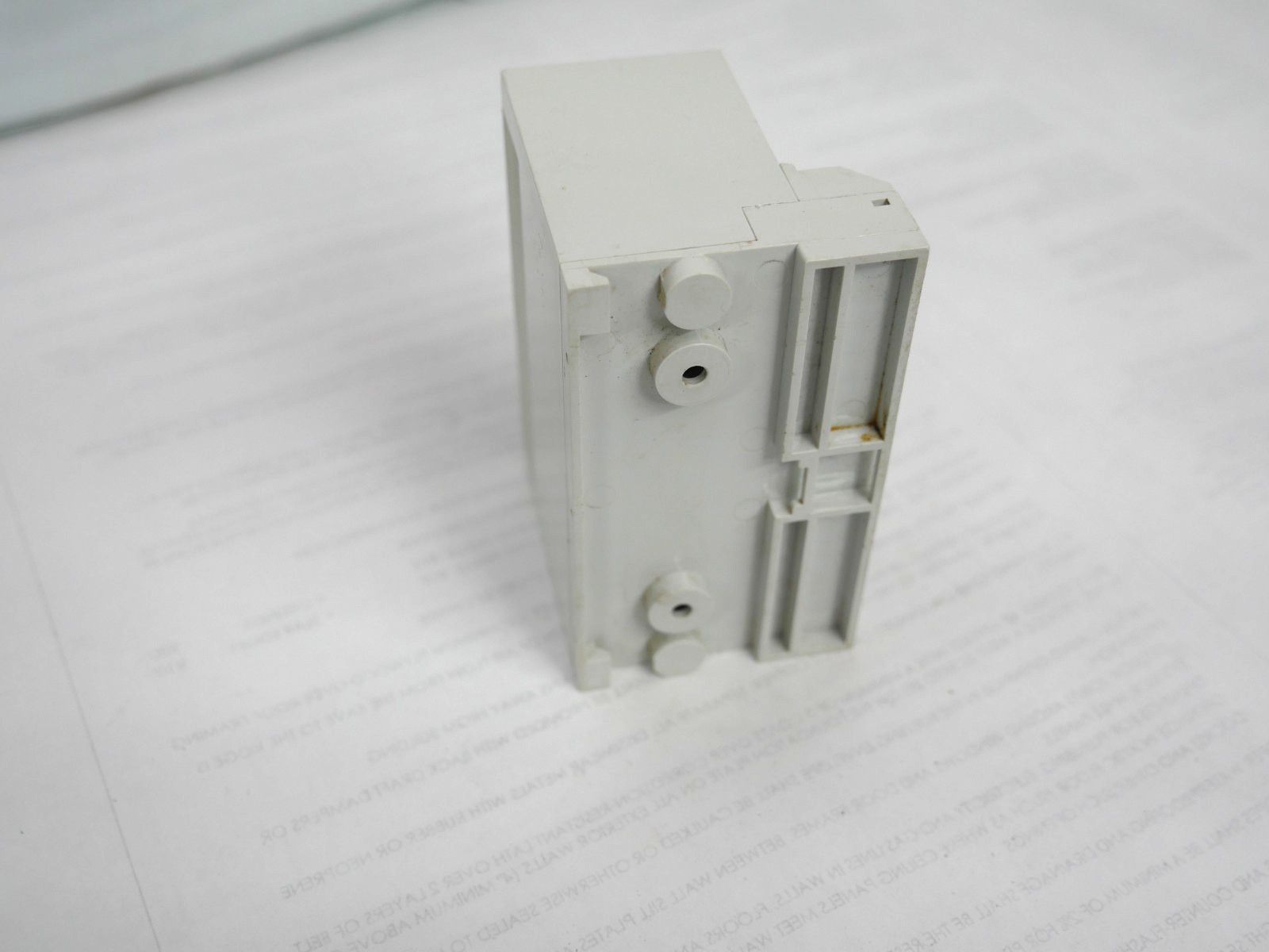 TEKMAR 228 MIXING VALVE CONTROL USED FOR PARTS SEE DESCRIPTION