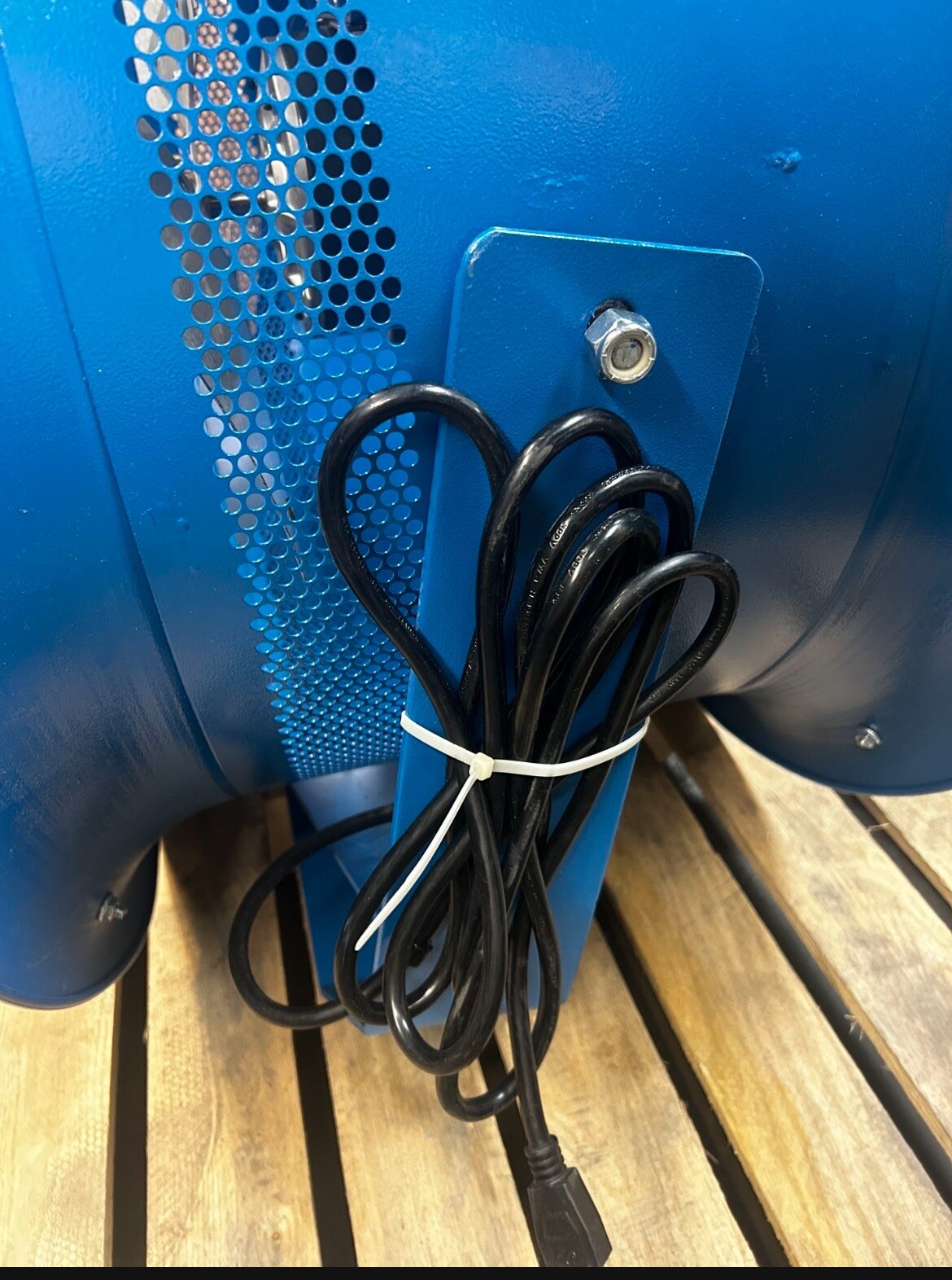 Patterson H26B 1 HP 208 to 230/460VAC 26 In Blade High-Velocity Industrial Fan