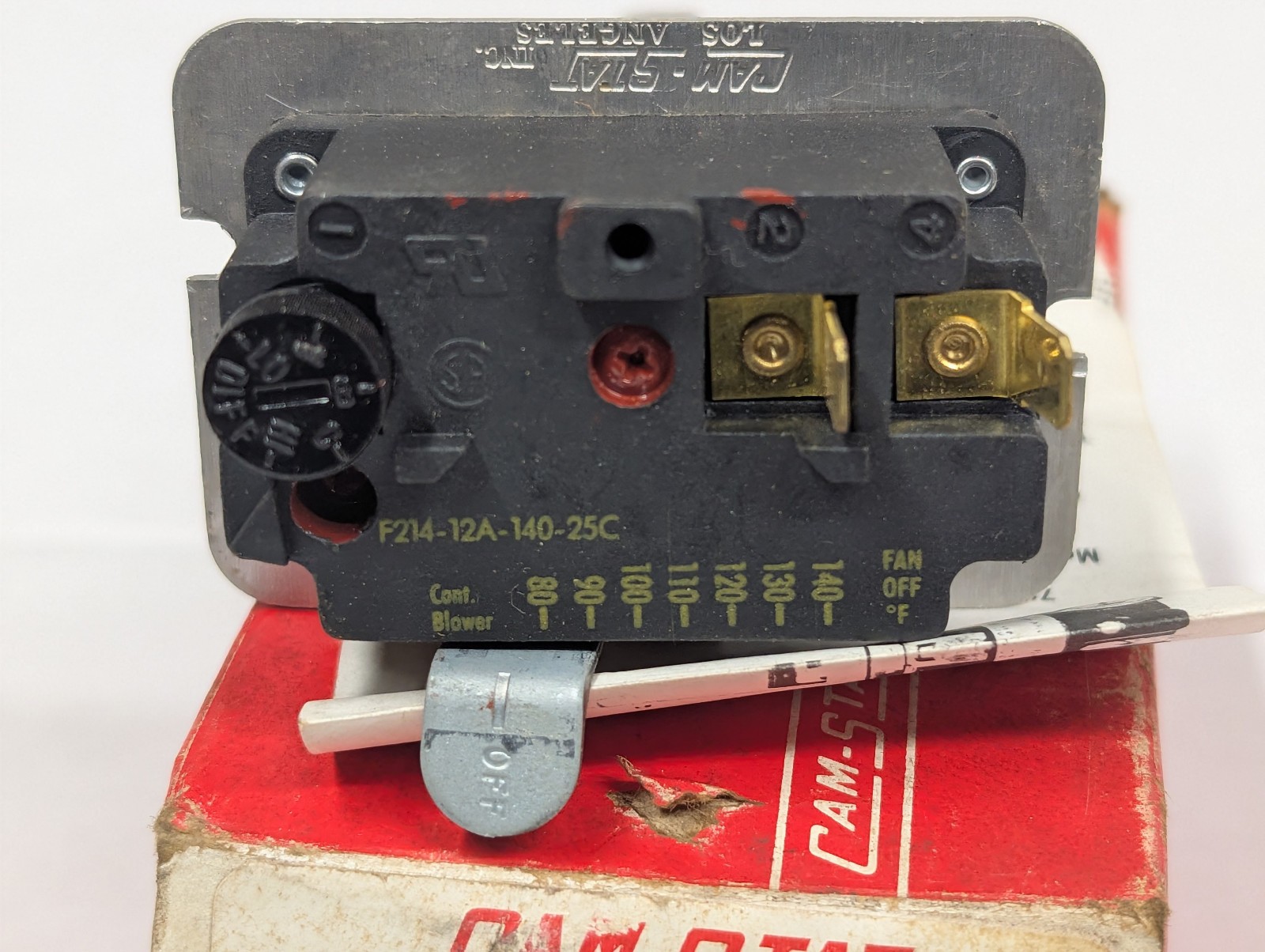 Cam-Stat F214-12A-140-25C 3″ Extension 60-140F Fan Control NOS
