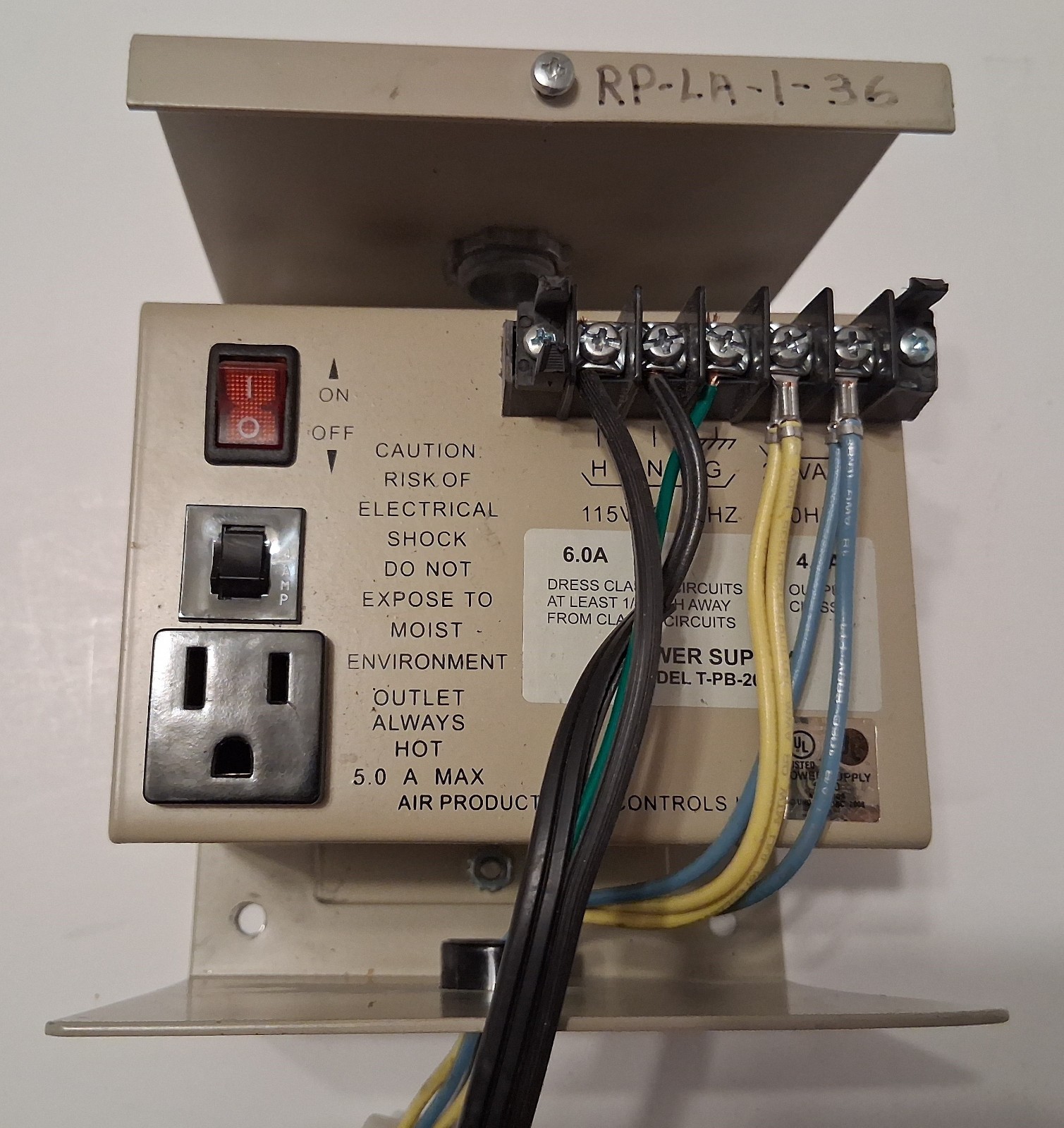 Air Products And Controls Inc 24 V AC 4 AMP Power Supply Model T-PB-202-1
