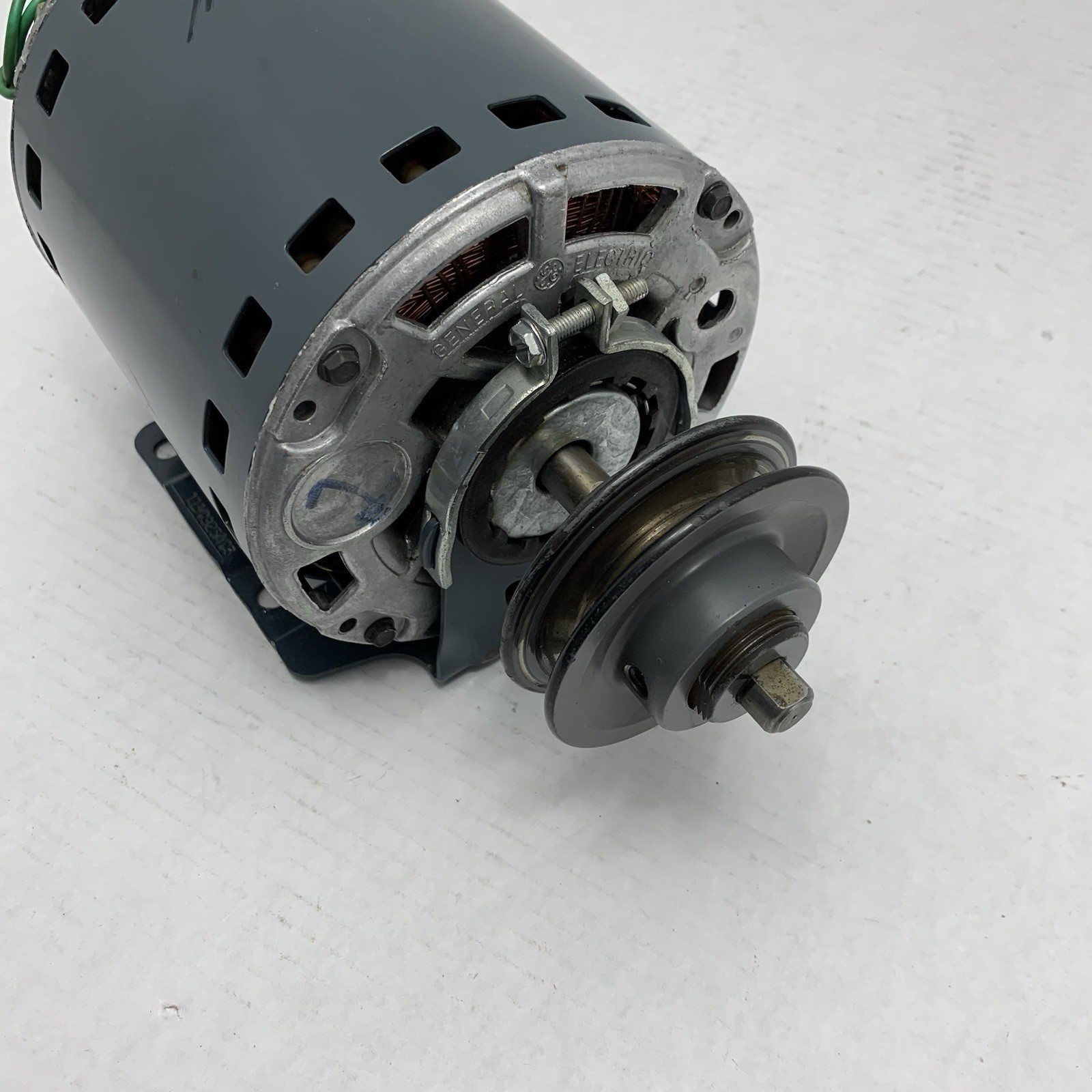 GE 5KCP39PGL570AS Factory Original Blower Motor Carrier HC52EE208A 1HP 208-230V
