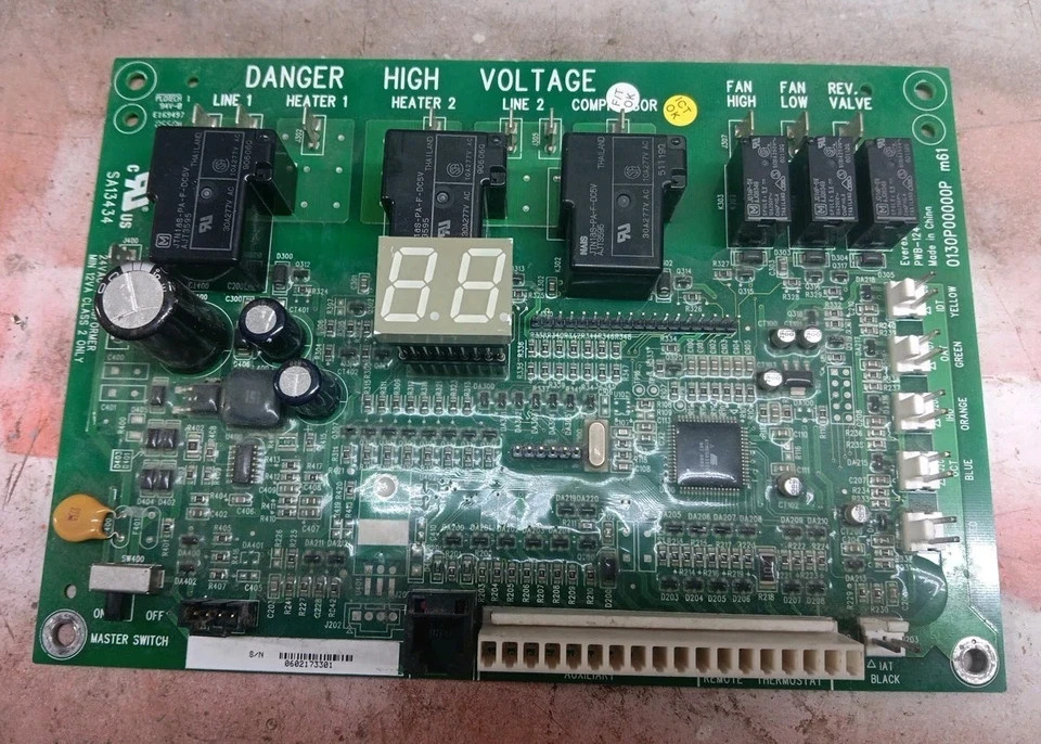 Amana PTAC PCB Control Board Working (Refurbished)