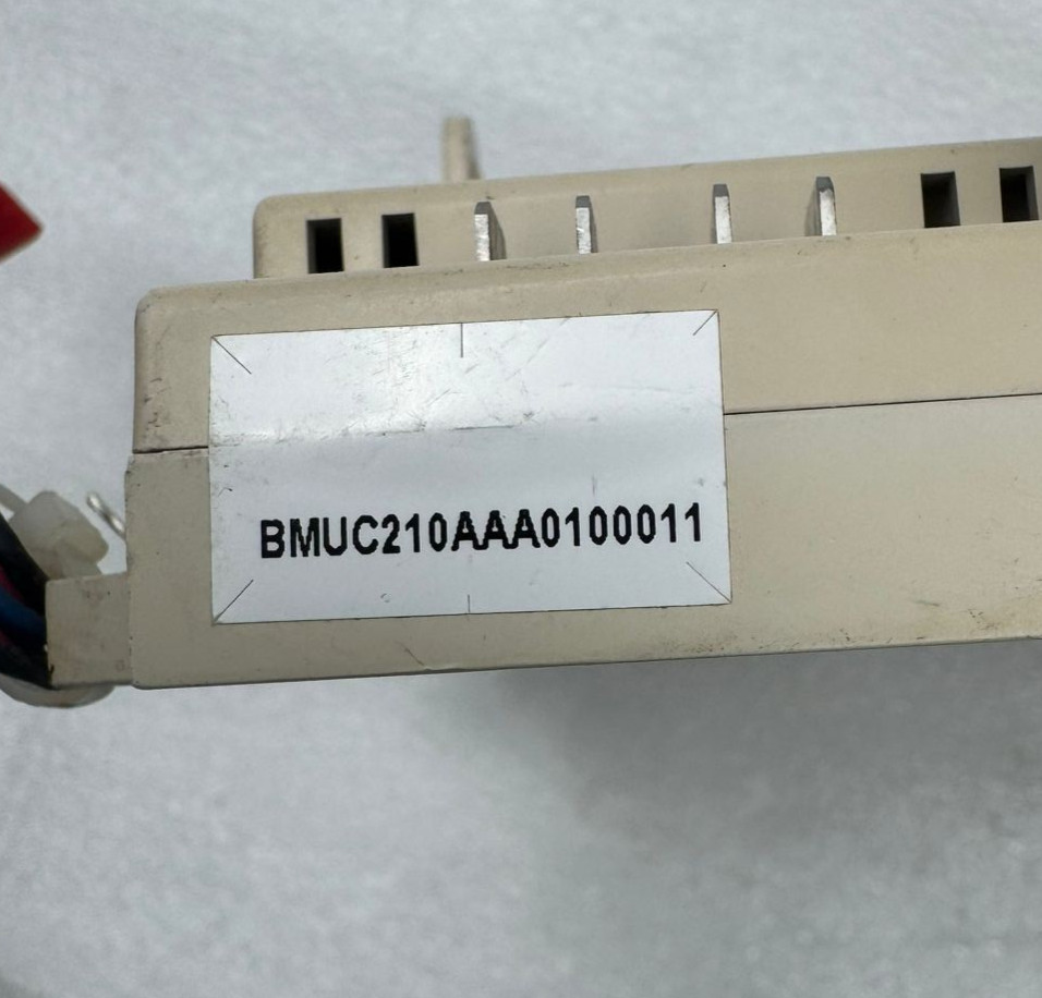 TRANE UC210 BMUC210AAA0100011 CONTROLLER
