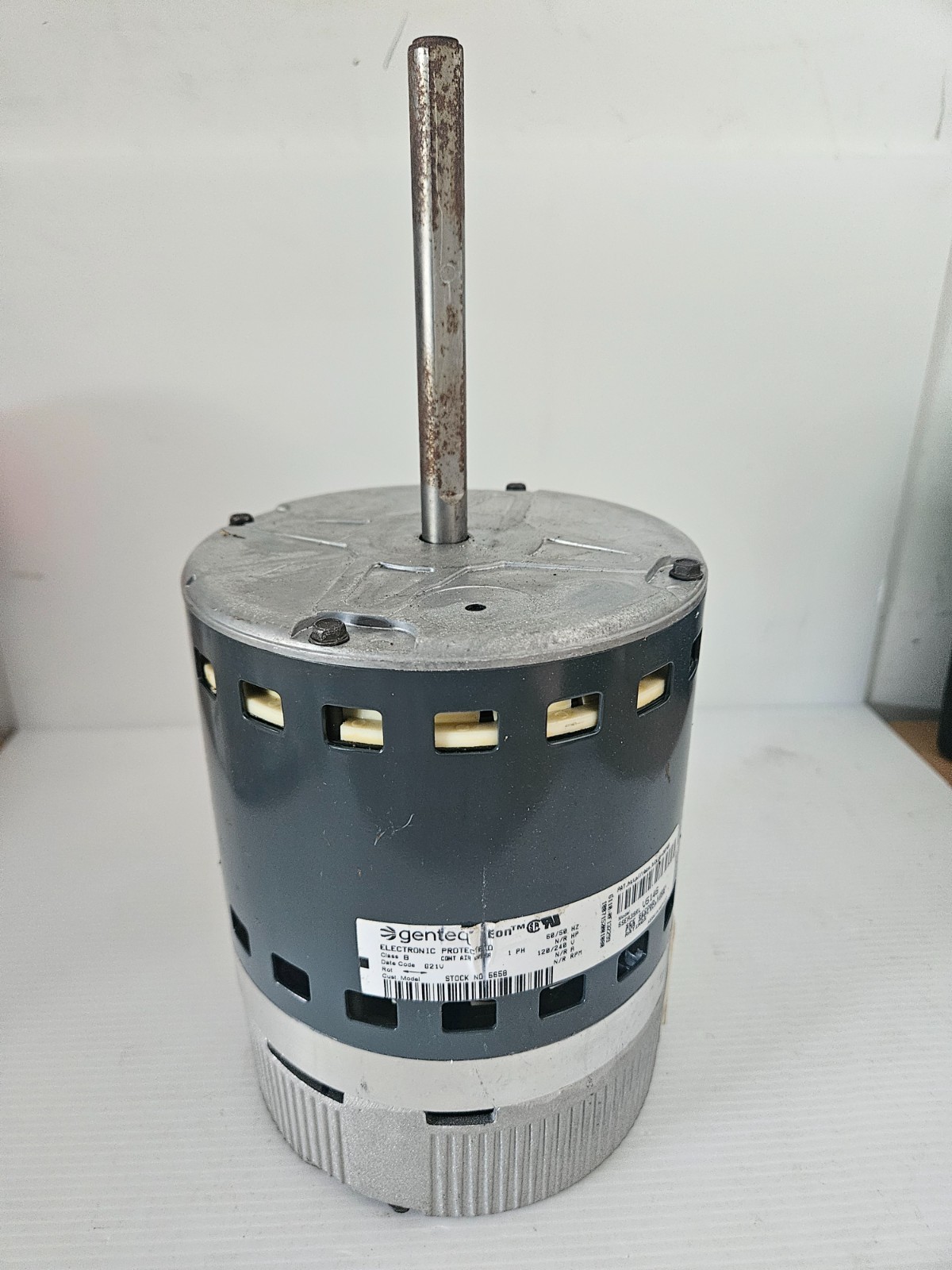 Lennox (2022) Genteq 1 HP ECM Blower Motor 10B67 10U46 120/240V 1050 RPM