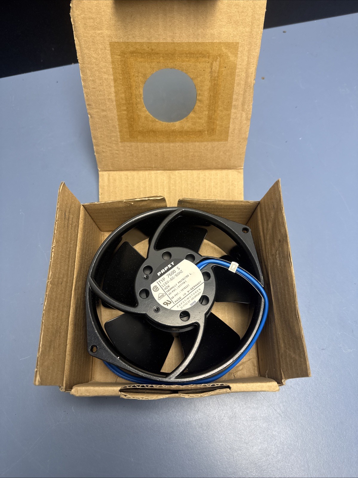 Papst TYP 7600S Thermally Protected Fan 40w 115v-ac