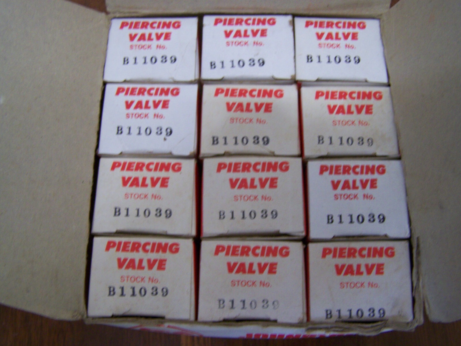Johnstone Valve. Universal for 1/4 5/16 3/8 tubing. B11-039 Compact. NOS