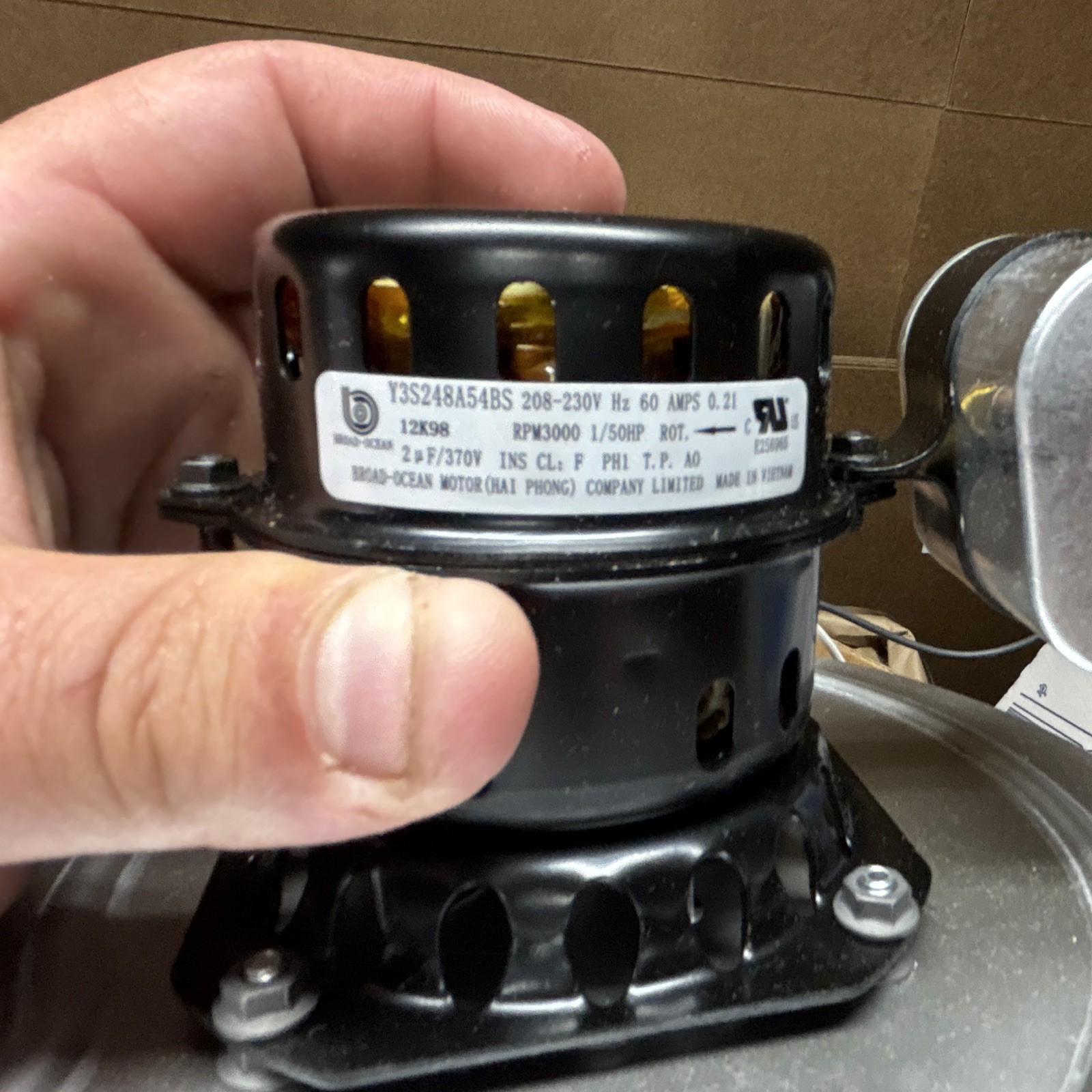 Goodman Inducer Motor Assembly With Capacitor And Fan Blade.