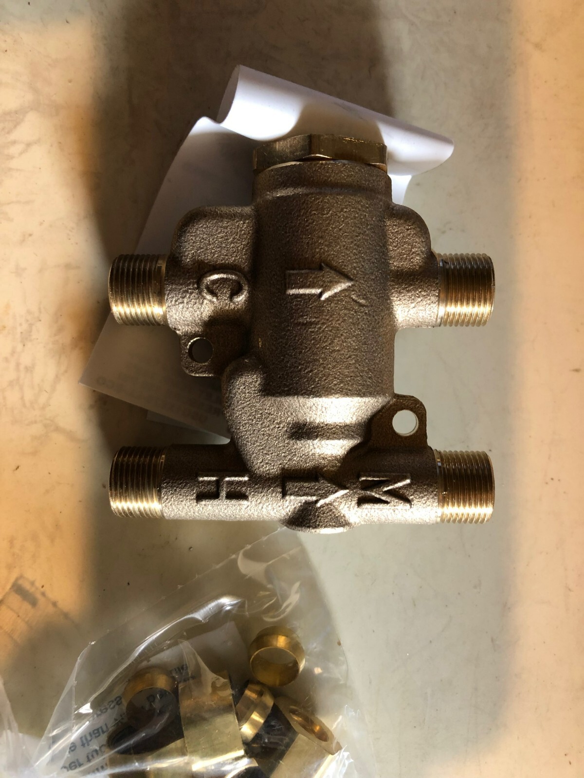 WATTS LFUSG-B M2 3/8″ UNDER SINK GUARDIAN THERMOSTATIC MIXING VALVE