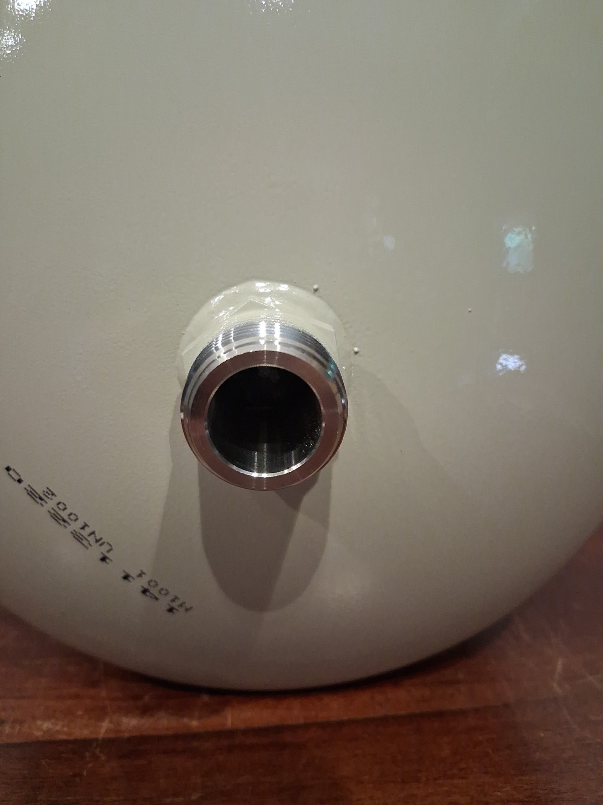 Amtrol Water Heater Expansion Tank 2.0 Gallon Volume *minor blemish* ST-5 L16